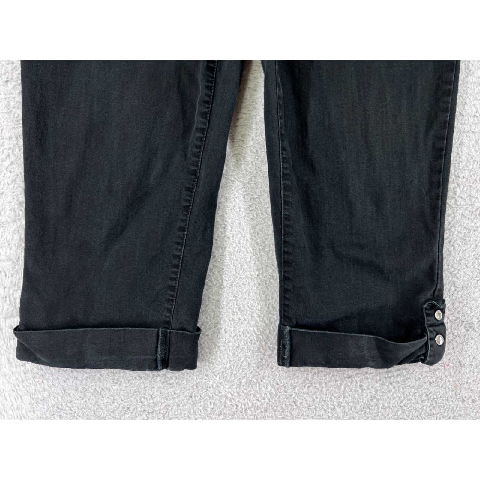 NYDJ NYDJ Not Your Daughters Jeans Capri Pants Womens 10 Black Cotton Blend 30x20 Denim Capri Jeans Vintage No N/A Size 32" / US 10 / IT 46 - 5 Thumbnail