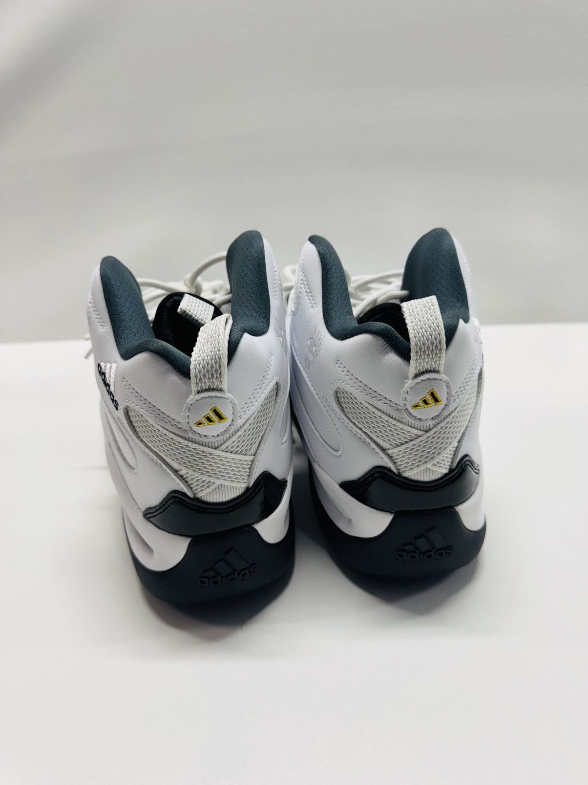 Adidas Adidas Original Crazy 8 White/Core Black Size US 11.5 / EU 44-45 - 5 Thumbnail