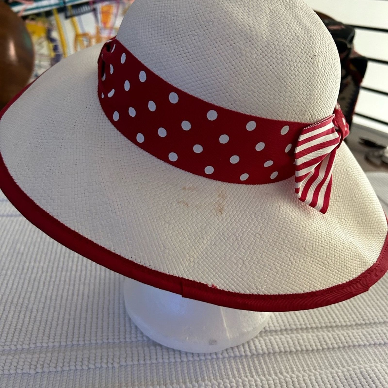 & Other Stories white straw women’s hat with red and white polka dot ribbon Size ONE SIZE - 4 Thumbnail
