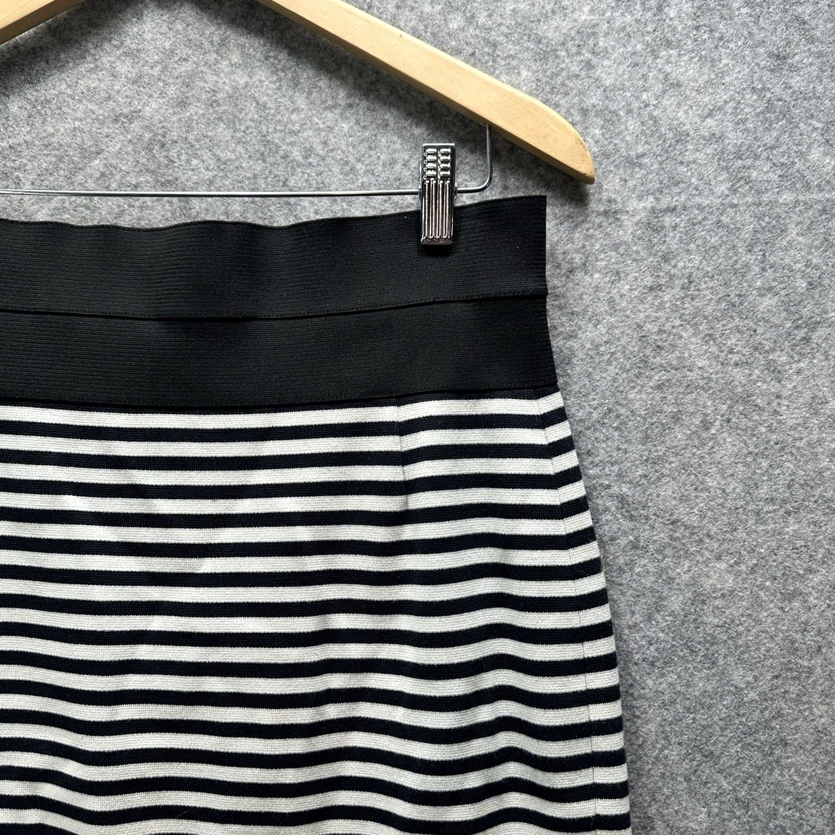Akris Akris Skirt Women's 8 Black White Stripe Pencil High Waist Knee Length Vintage No Size 30" / US 8 / IT 44 - 4 Thumbnail