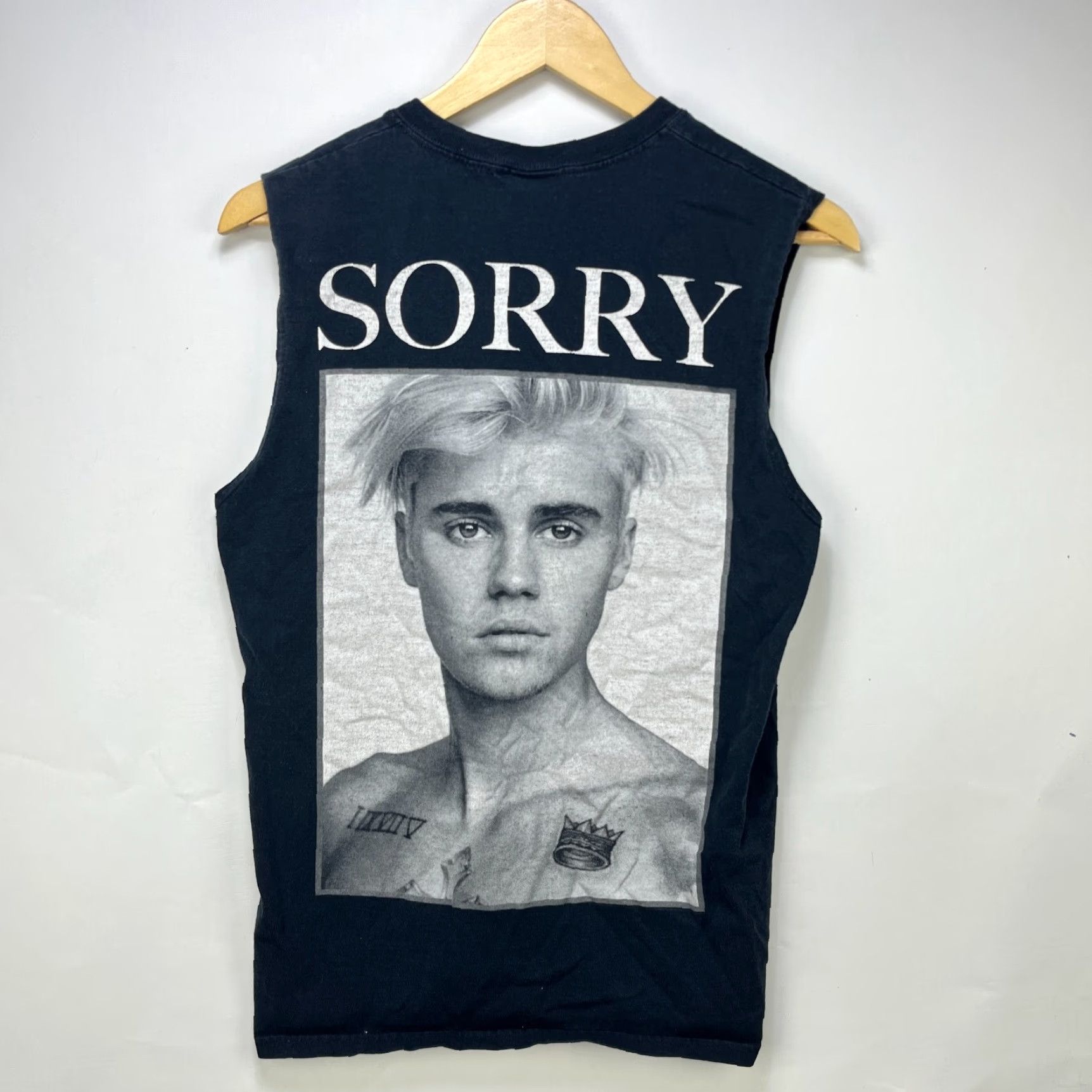 Gildan Justin Bieber Sorry Tour Tank Top Shirt M Sleeveless Black T-Shirt Mens Size US M / EU 48-50 / 2 - 2 Thumbnail