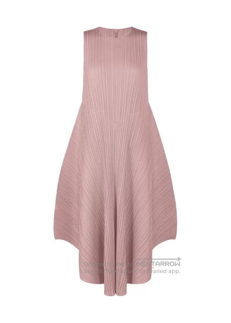 Issey Miyake Issey Miyake Brilliant Dress Pink Size L / US 10 / IT 46 - 1 Thumbnail