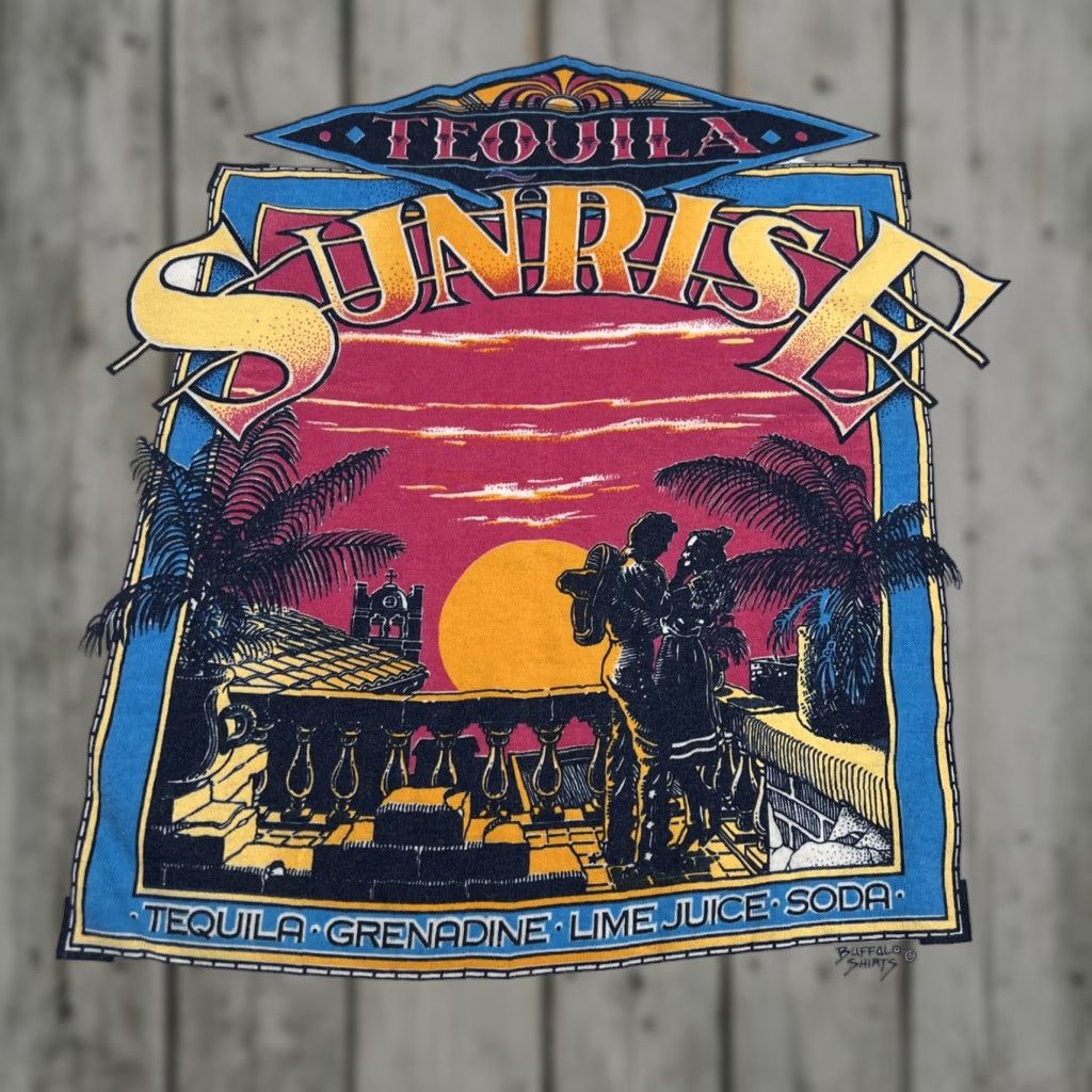Hanes VINTAGE Tequila Sunrise Graphic Single Stitch T Shirt XL Buffalo Shirts White 1990s Graphic Tee Unisex Boys Womens Mens Size US XL / EU 56 / 4 - 1 Thumbnail