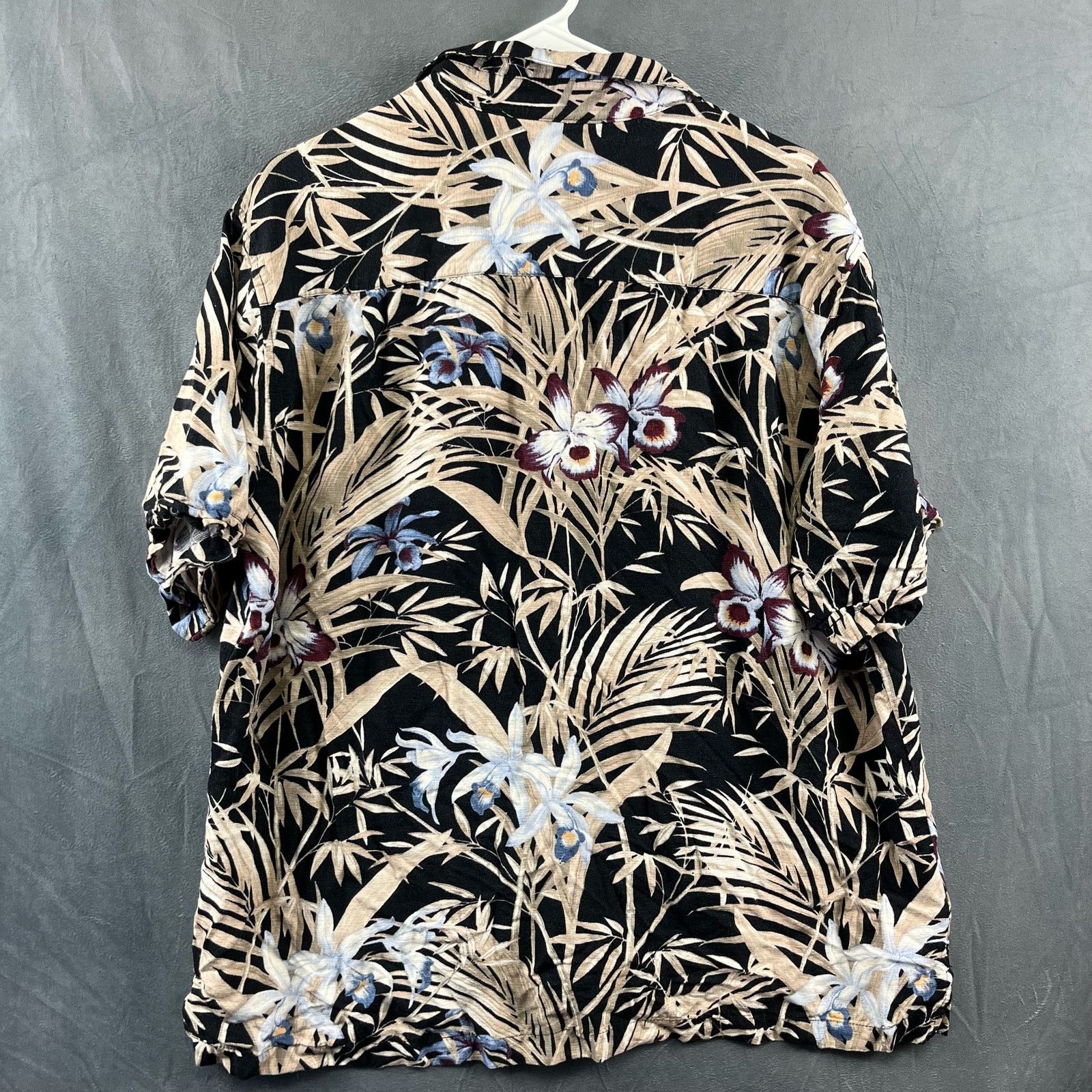 Other Club Avera Rayon Hawaiian Casual Shirt Hibiscus Floral XL Size US XL / EU 56 / 4 - 8 Thumbnail