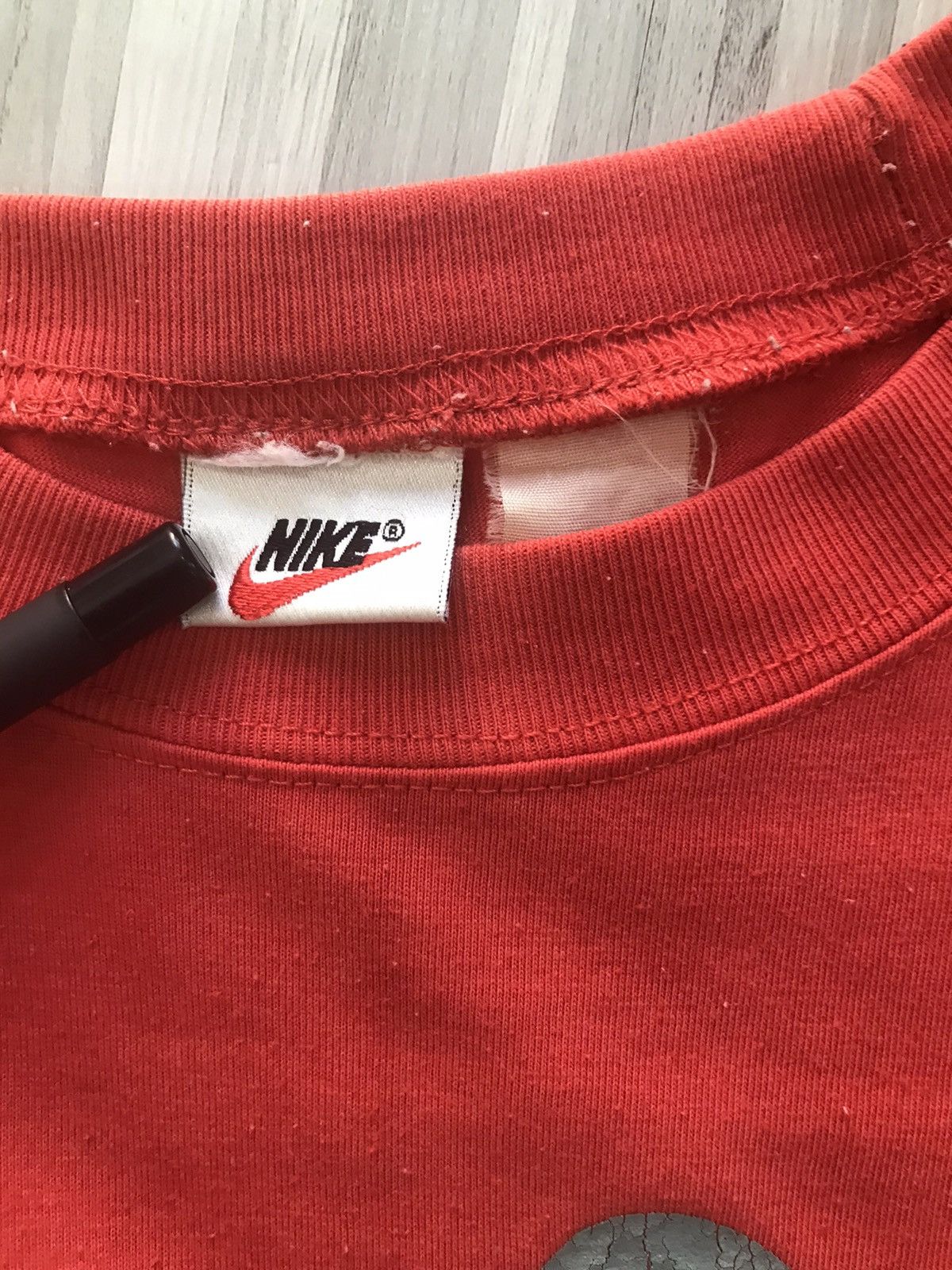 Nike × Vintage 90s Vintage Nike Tshirt Size US L / EU 52-54 / 3 - 2 Thumbnail