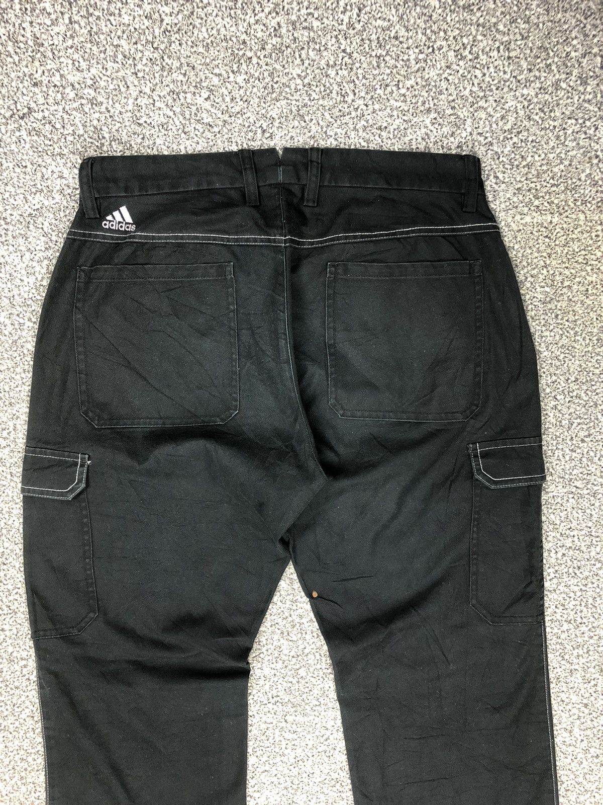 Carhartt × Vintage Japanese Brands Black Baggy Adidas Cargopants Size US 32 / EU 48 - 11 Thumbnail