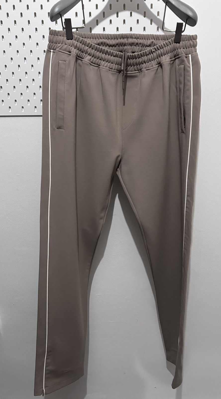 Represent Clo. Represent Split Track Pants - Mushroom Colour Large Size US 34 / EU 50 - 1 Thumbnail