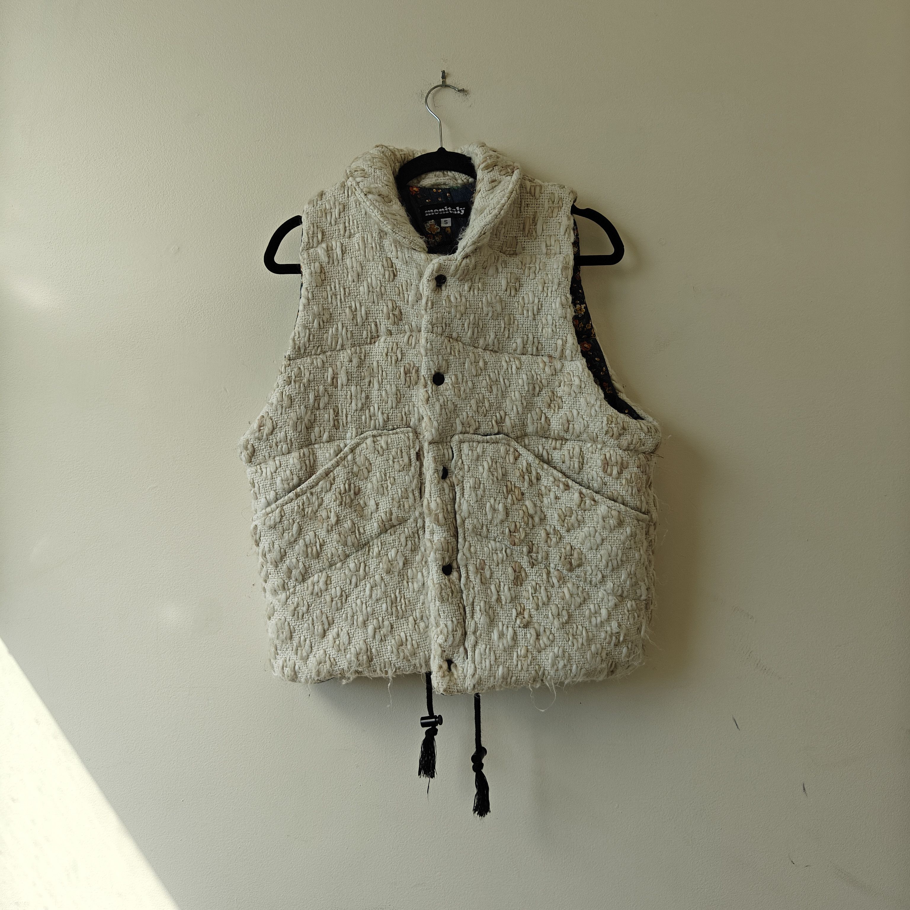 Monitaly rare embroidery puffy hand painted liner vest Size US S / EU 44-46 / 1 - 1 Thumbnail