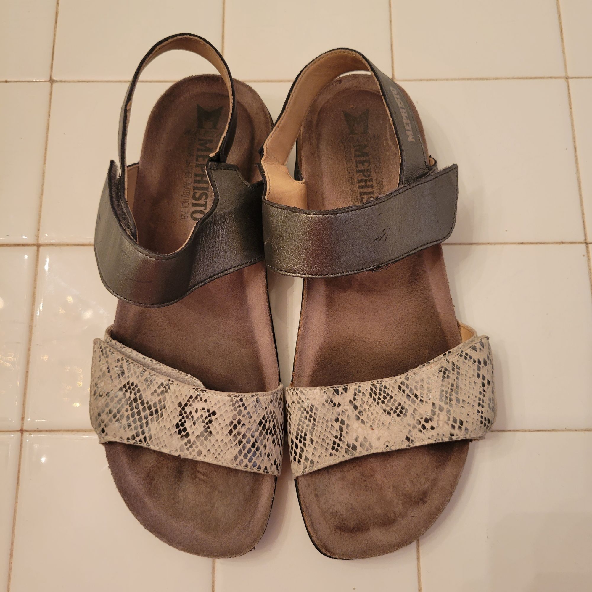 Mephisto Mephisto Cork Footbed Sandals 10 Snakeskin Print Grey Leathe Size US 10 / IT 40 - 2 Thumbnail