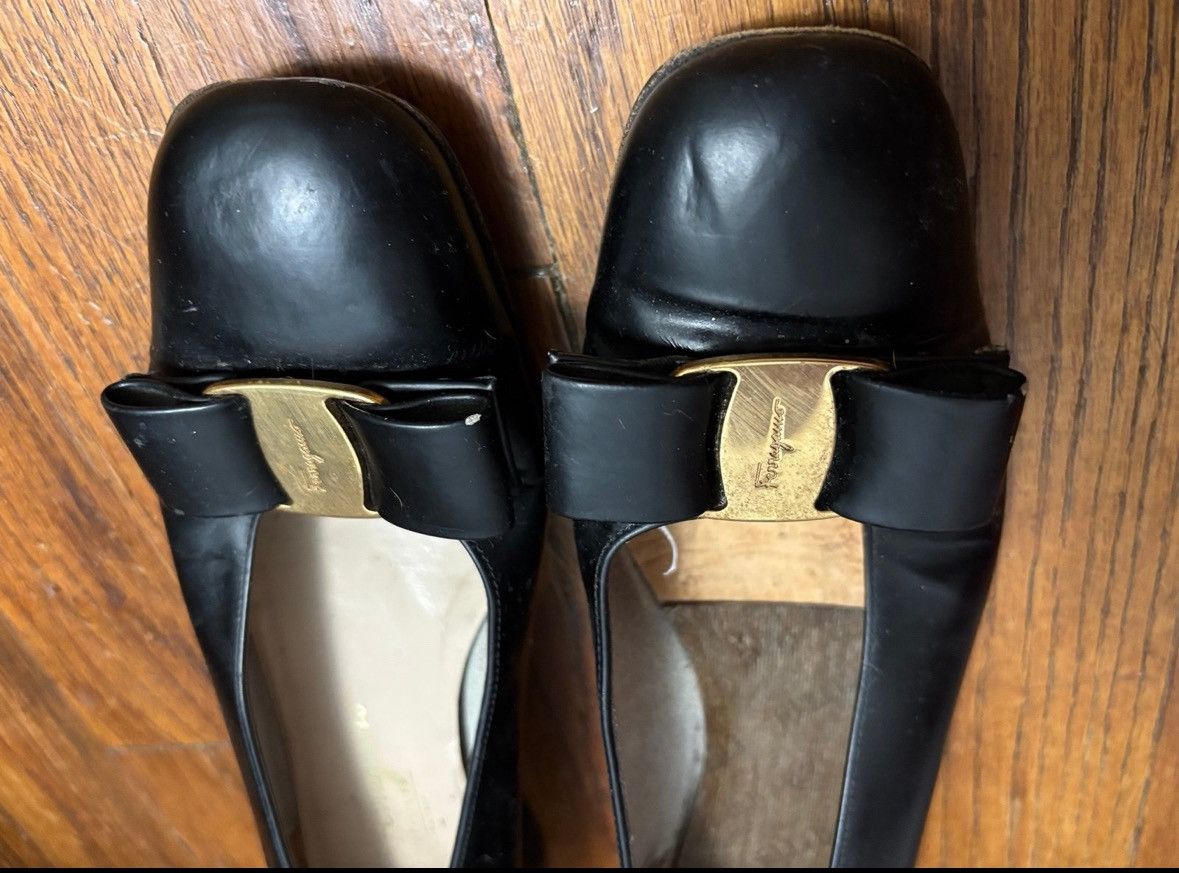 Salvatore Ferragamo Salvatore Ferragamo Flat Bow Leather Shoes 8 Size US 8 / IT 38 - 2 Thumbnail