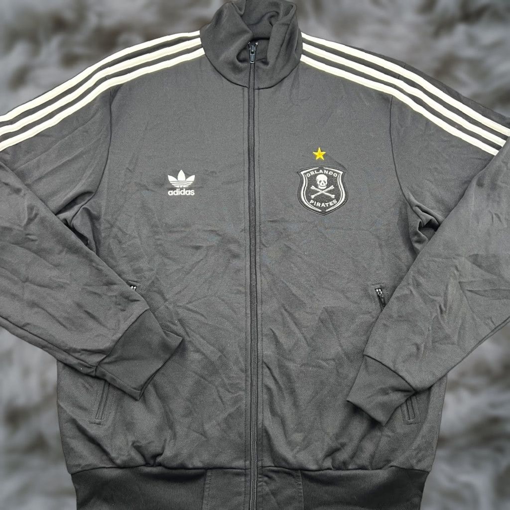 Adidas VINTAGE adidas Track Jacket Football Large Black Trefoil U.S. Orlando Pirates 2007 2008 Men L Full Zip Shirts Size US L / EU 52-54 / 3 - 1 Thumbnail