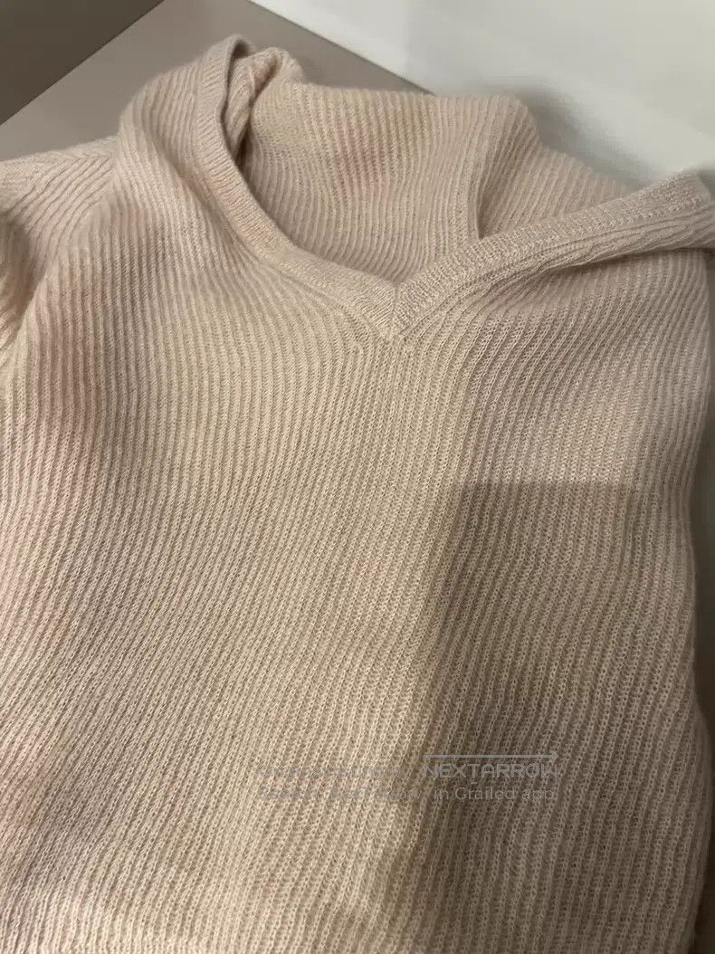 Brunello Cucinelli Brunello Cucinelli Nude pink nylon mohair sweater Size M / US 6-8 / IT 42-44 - 7 Thumbnail