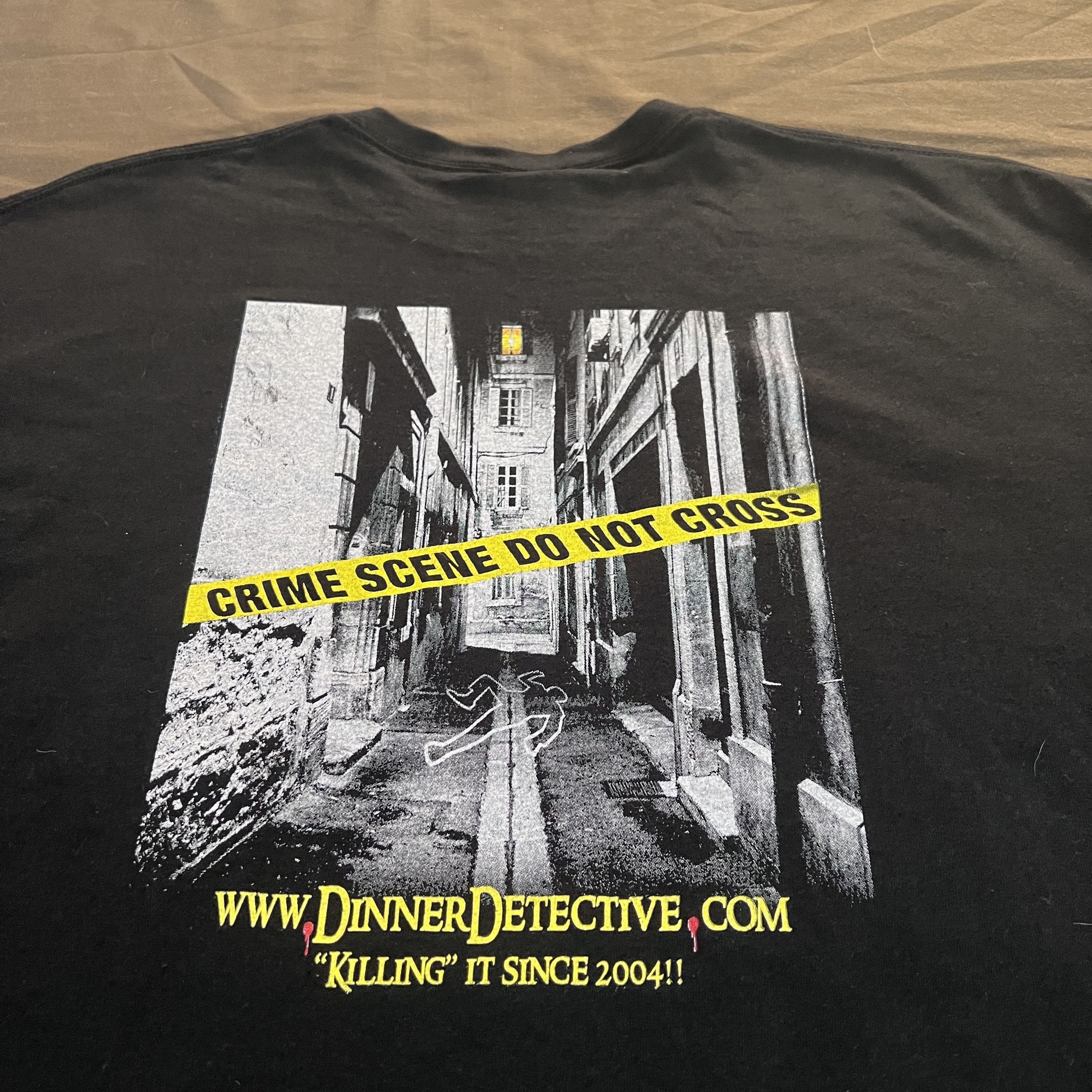 Vintage Vintage Y2K The Dinner Detective Promo Tee 2XL Colt pistol Size US XXL / EU 58 / 5 - 1 Thumbnail