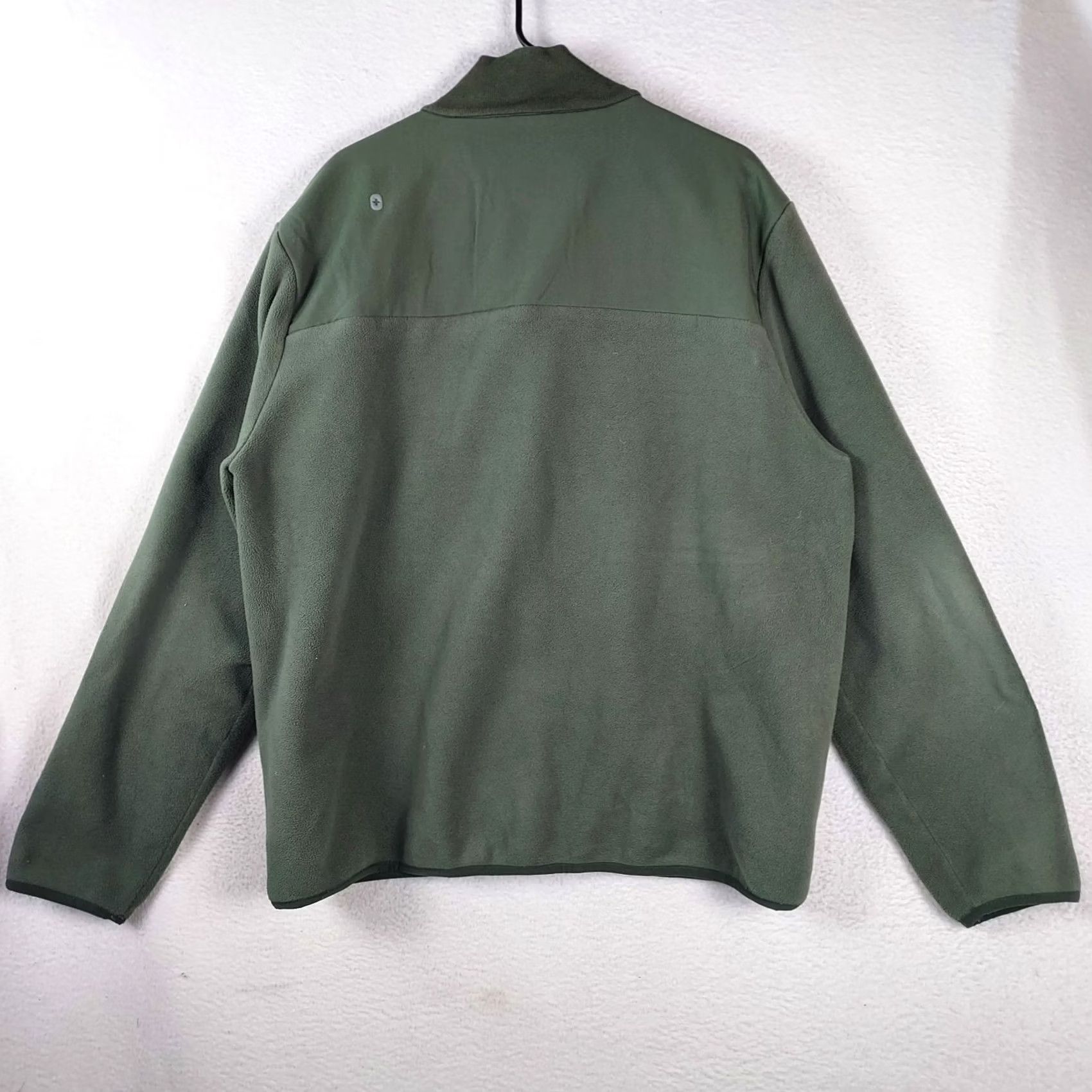 Layer 8 FIGS Womens 2XL Green Full Zip Fleece Jacket Medical Scrub Layer | Solid Polyester Womens Size XXL / US 16-18 / IT 52-54 - 2 Thumbnail