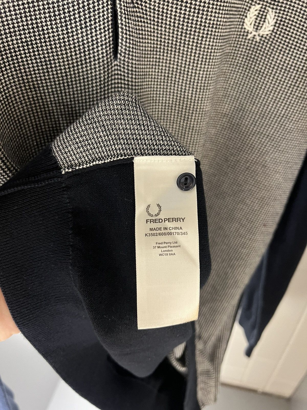 Fred Perry VINTAGE FRED PERRY LONG SLEEVE POLO CASUAL DESIGNER DELUX Size US L / EU 52-54 / 3 - 17 Thumbnail