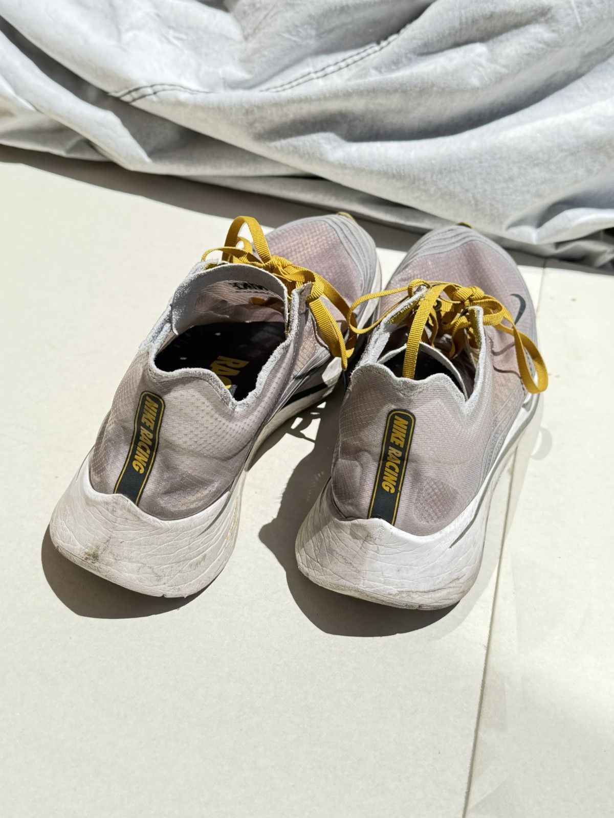 Nike RARE Nike Zoom Fly SP 1st Generation Men size 12 US Size US 12 / EU 45 - 4 Thumbnail