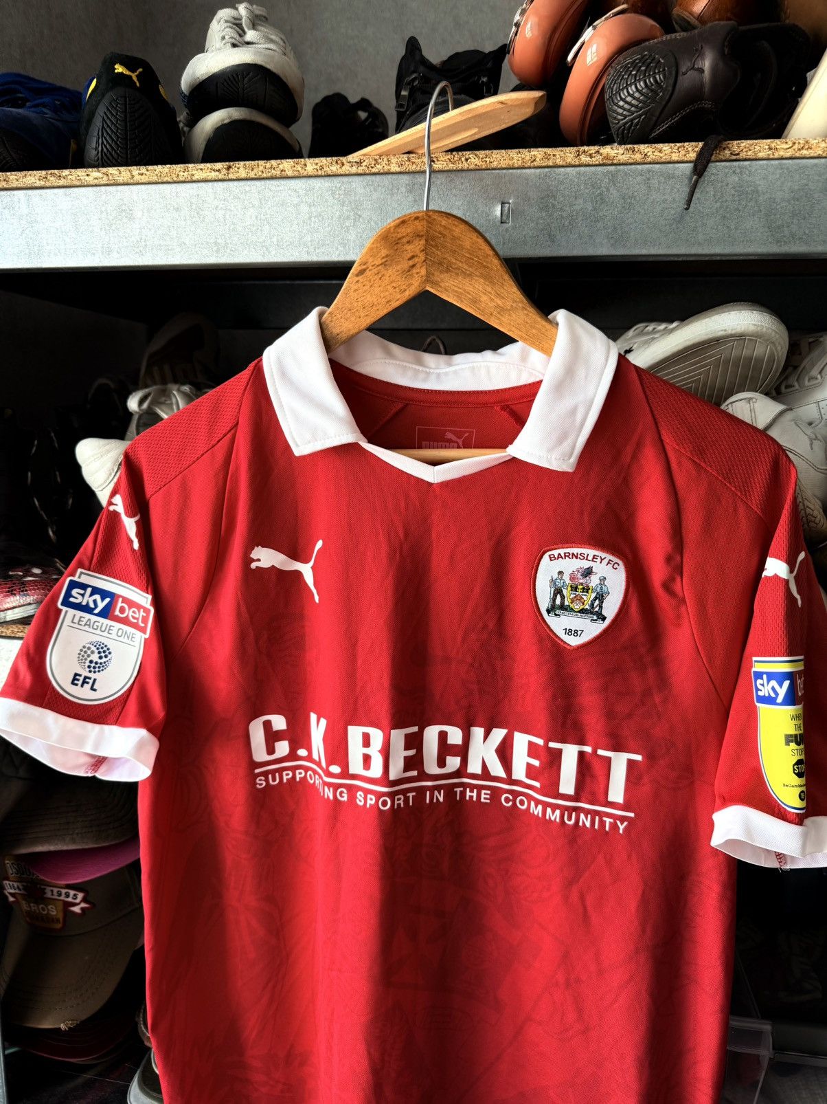 Puma MATCH ISSUE BARNSLEY FC PUMA 2018/19 FOOTBALL SHIRT JERSEY Size US M / EU 48-50 / 2 - 2 Thumbnail