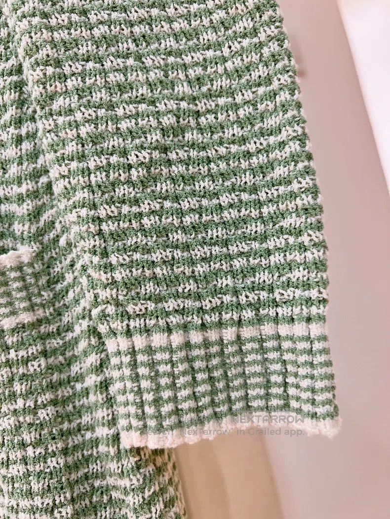 Chanel Chanel 21 Early Spring Vacation Series Green and White Col Size XXS / US 00 / IT 34 - 7 Thumbnail