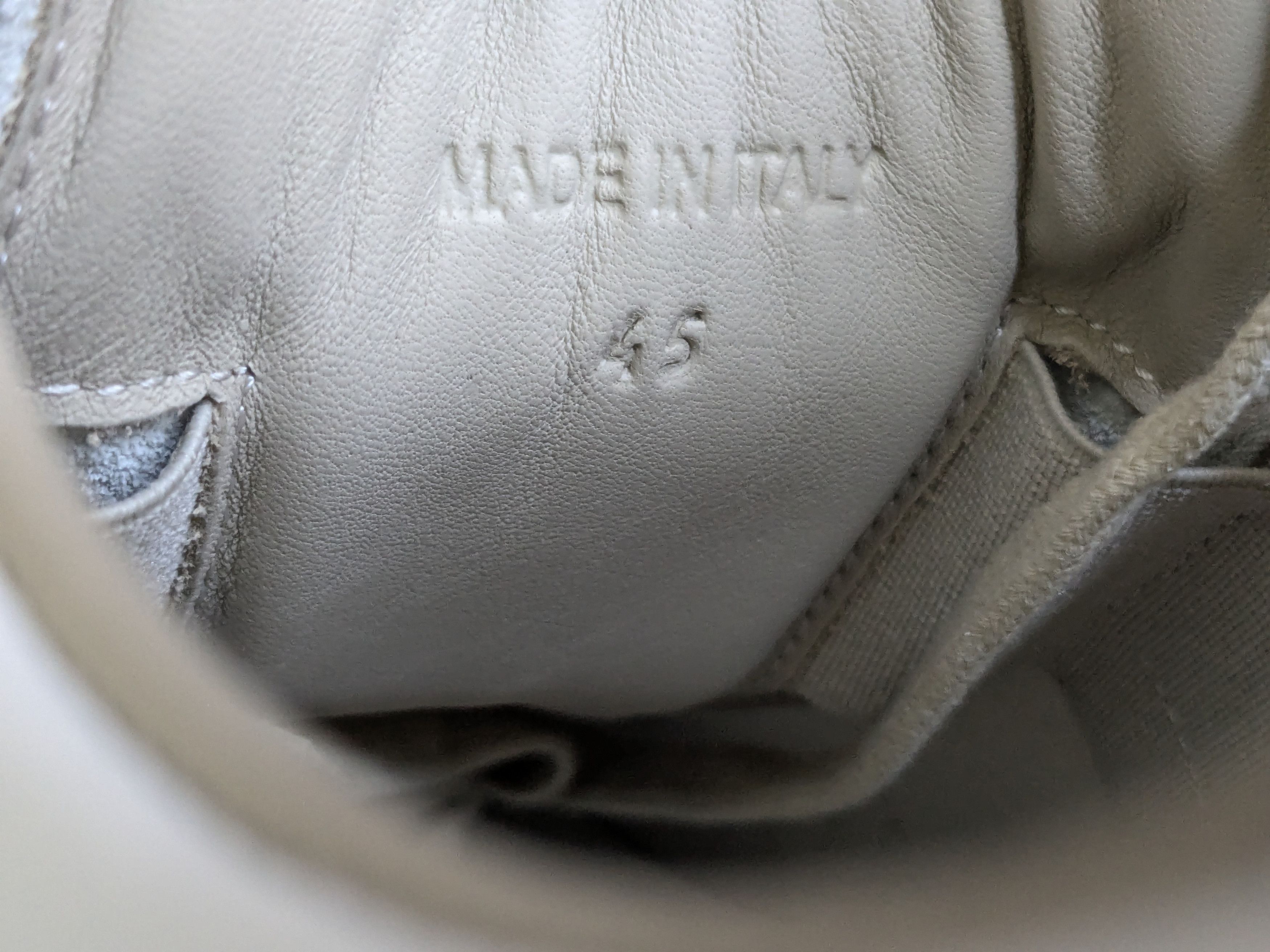 Maison Margiela Maison Margiela Replica GAT White Gray 12 45 Low Tops Size US 12 / EU 45 - 5 Thumbnail