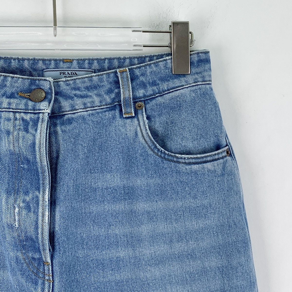 Prada Prada Blue Denim Casual Pants With Triangle Logo K26WX Size 28" / US 6 / IT 42 - 3 Thumbnail
