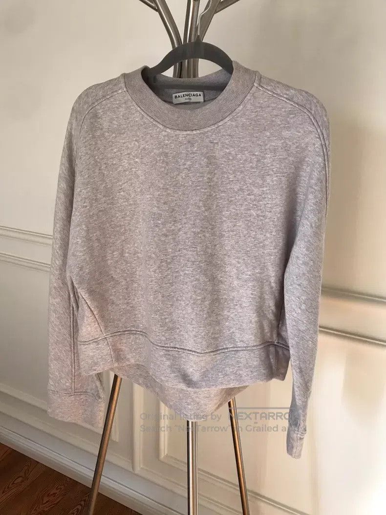 Balenciaga Balenciaga Fleece front short back long sweatshirt Size XS / US 0-2 / IT 36-38 - 2 Thumbnail