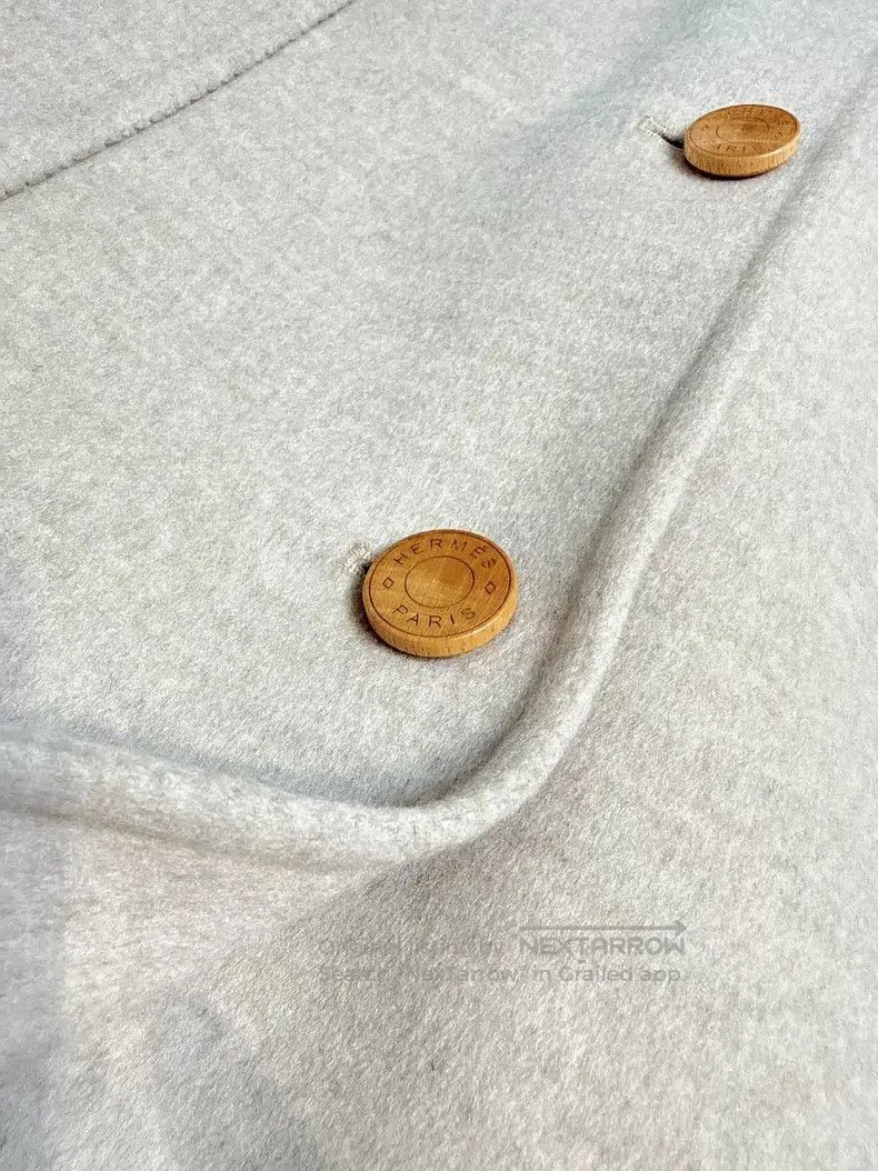 Hermes Hermes Oatmeal color cashmere coat for women Size XS / US 0-2 / IT 36-38 - 5 Thumbnail