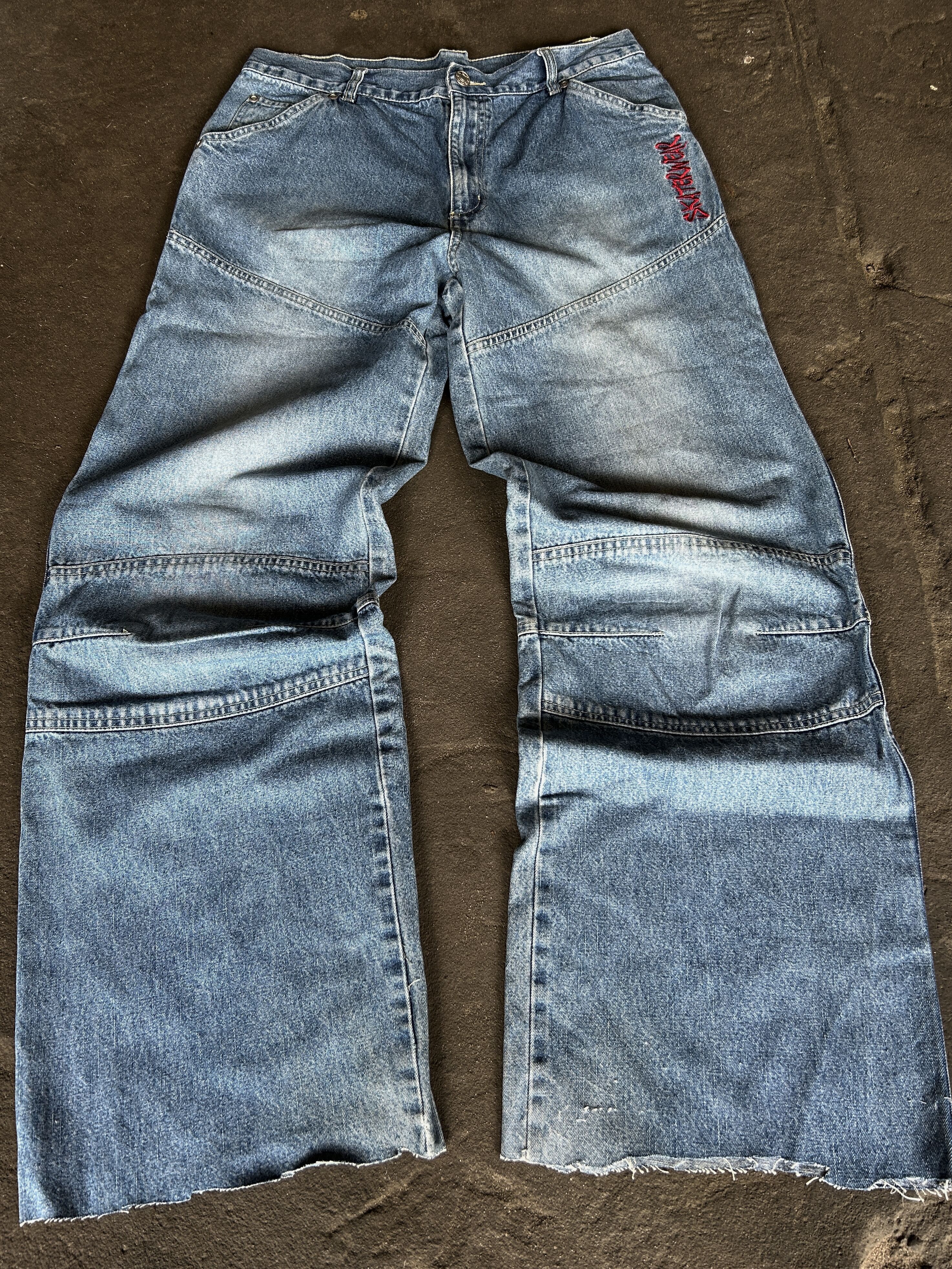 Vintage Y2K Baggy Denim Jeans Wide Leg Skate Streetwear Pants Size US 32 / EU 48 - 1 Thumbnail