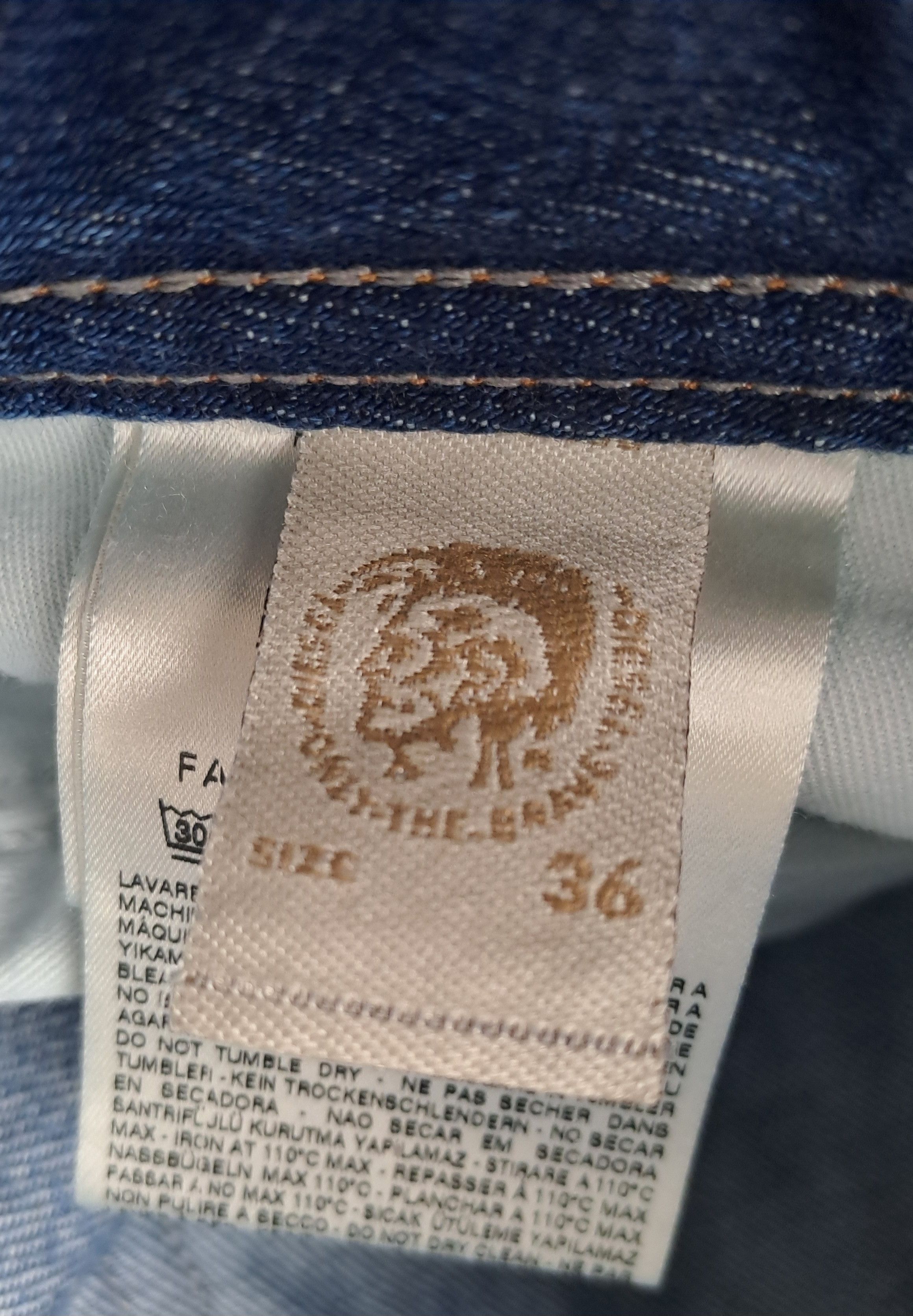 Diesel Vintage mens Diesel jeans '36' size Size US 36 / EU 52 - 11 Thumbnail