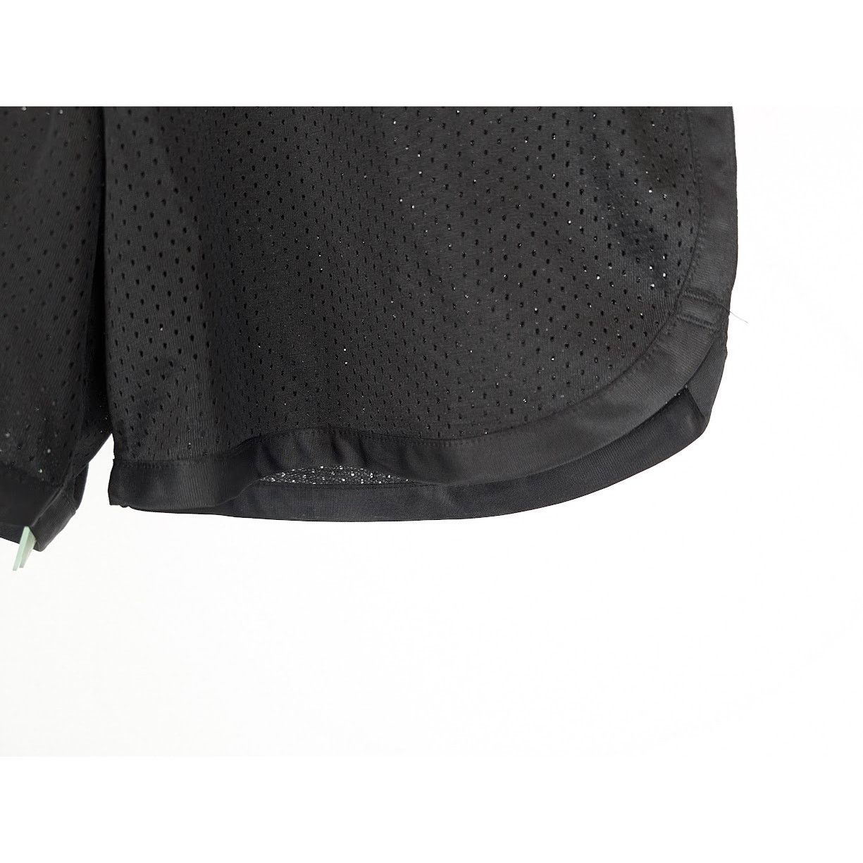 Off-White o1rshd1 Harry The Bunny Mesh Short in Black Brilliant Size US 30 / EU 46 - 8 Thumbnail