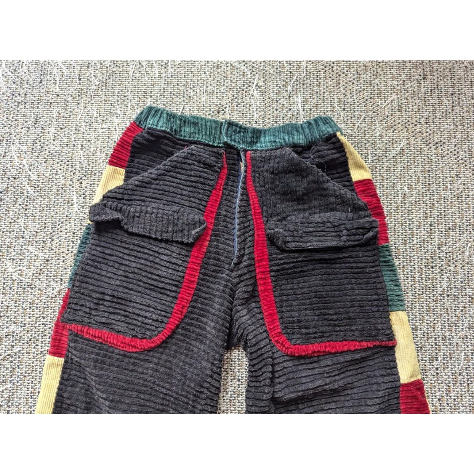 JNCO VINTAGE thick corduroy SKATE baggy shorts 34 rasta WIDE jnco coogi HIP HOP Size US 34 / EU 50 - 4 Thumbnail