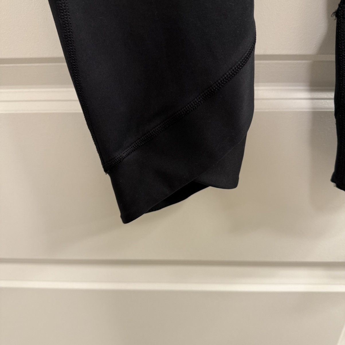 Nike Nike Leggings Women XL Black Yoga Wrap High Waist Dri-Fit Size 30" / US 8 / IT 44 - 3 Thumbnail