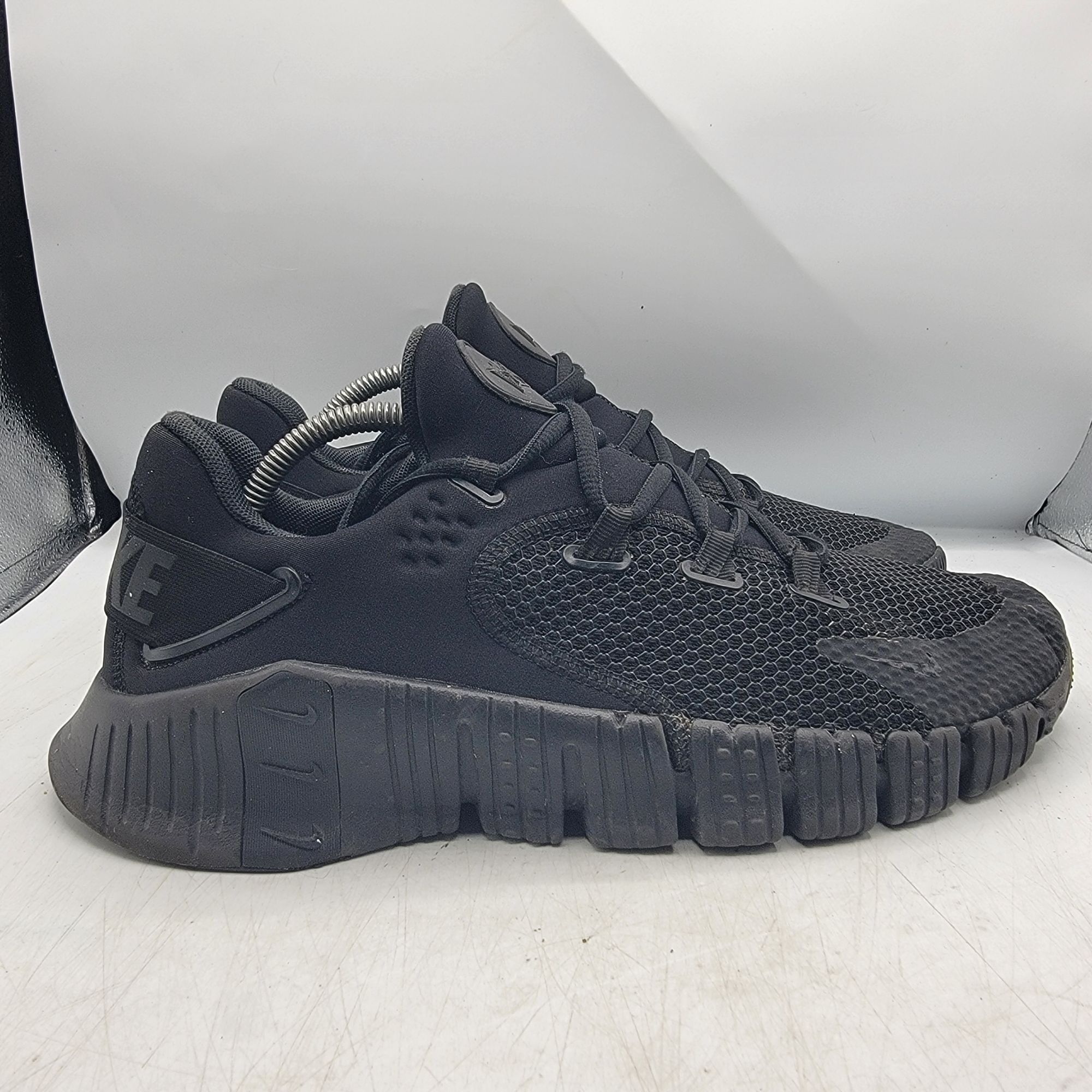 Nike Nike Free Metcon 4 Mens 10.5 Triple Black Athletic Training Size US 10.5 / EU 43-44 - 15 Thumbnail