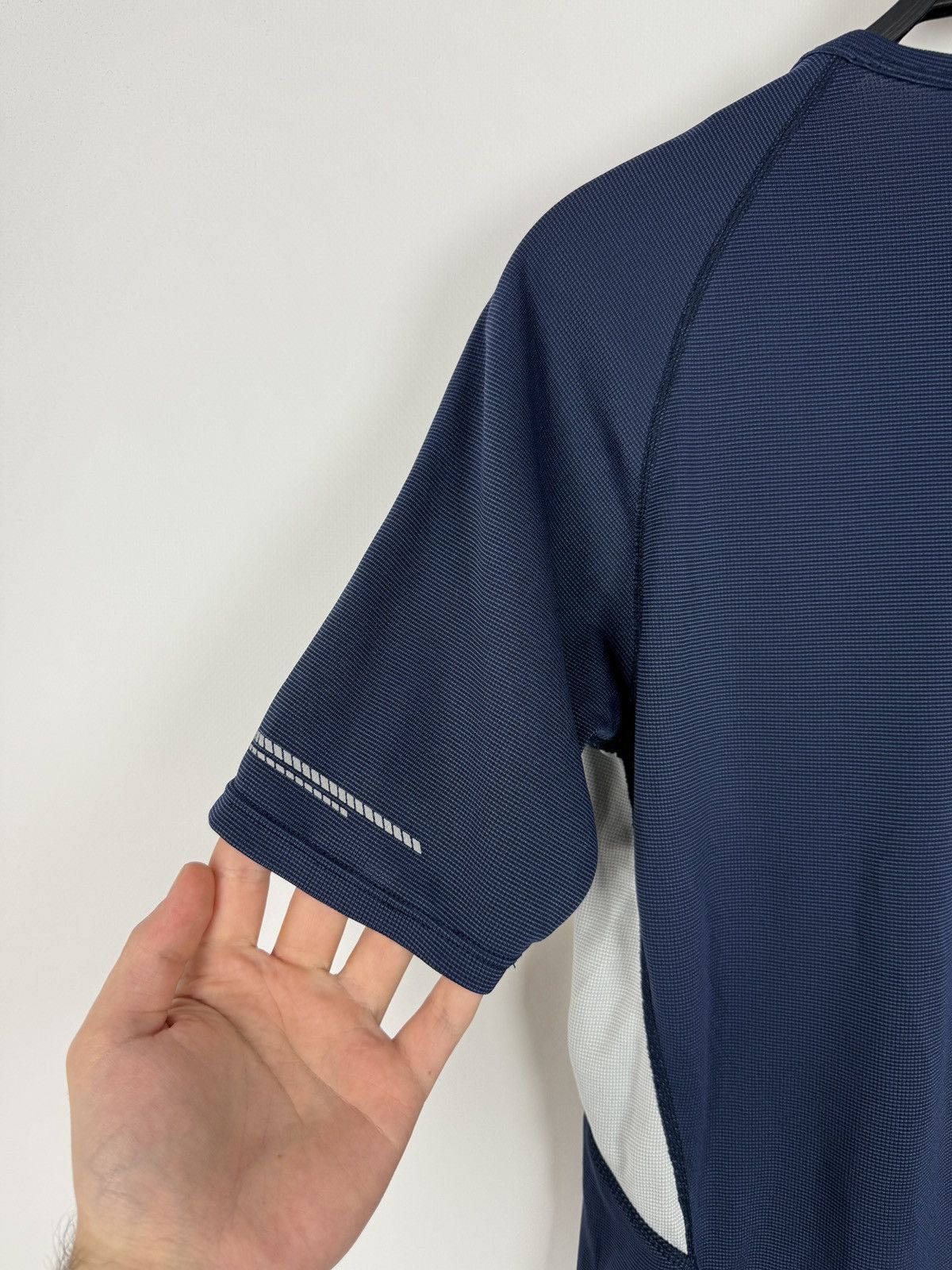 Nike 2000s Nike Dri-Fit Motion Paneled Tee like Tony Spackman Size US S / EU 44-46 / 1 - 6 Thumbnail