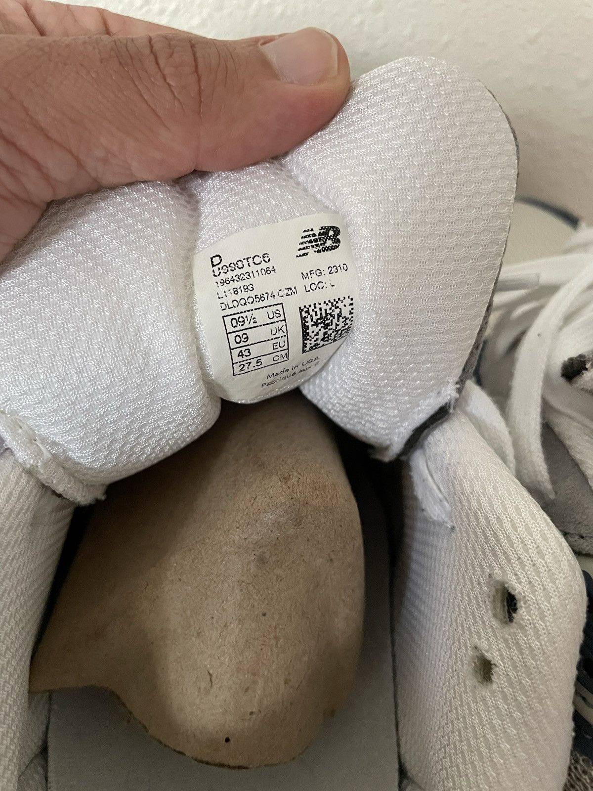 New Balance Size 9.5 - New Balance 990v6 Made in USA Grey Day 2023 Size US 9.5 / EU 42-43 - 13 Thumbnail