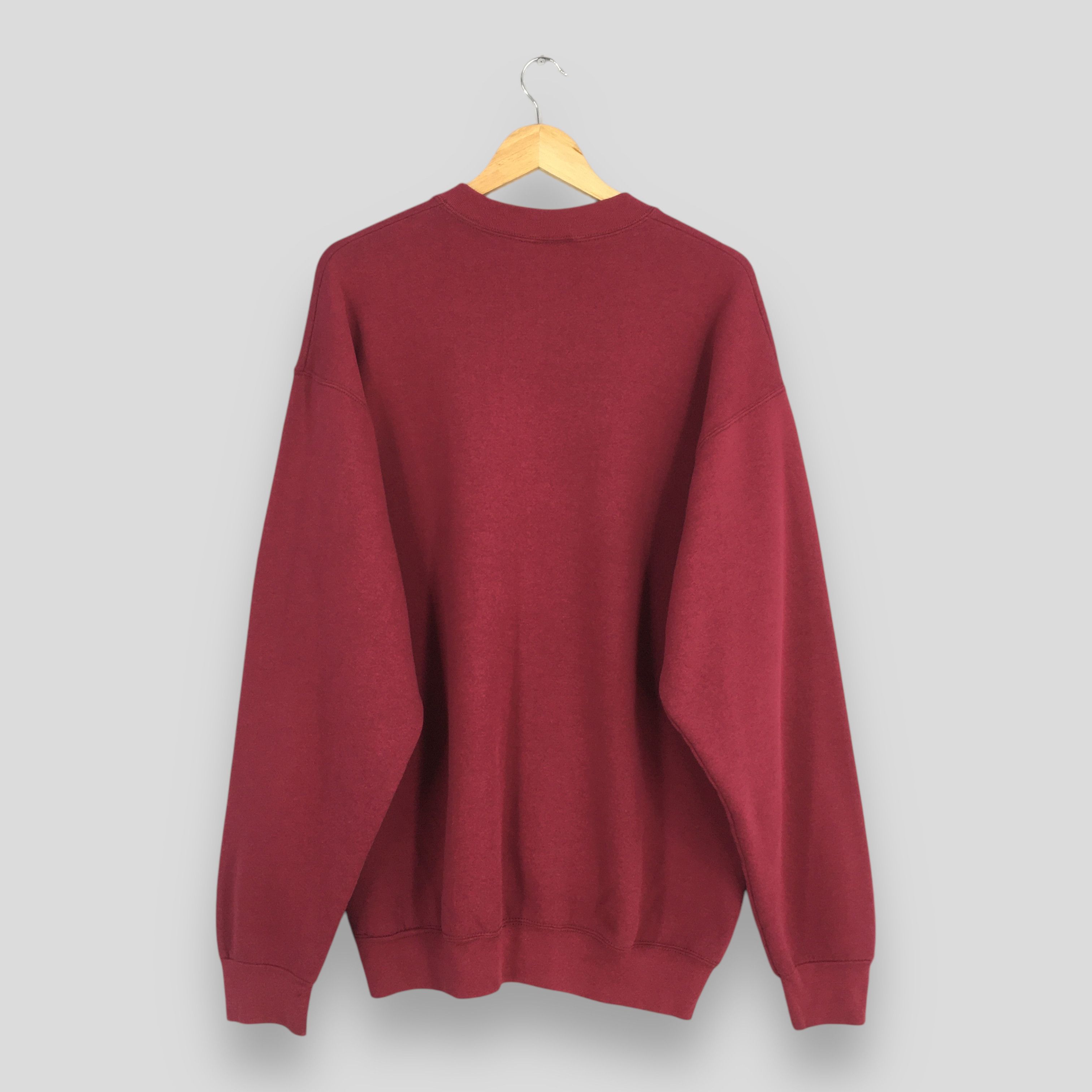 Vintage Vintage 90s Wilson Sportswear Red Sweatshirt XLarge Size US XL / EU 56 / 4 - 6 Thumbnail