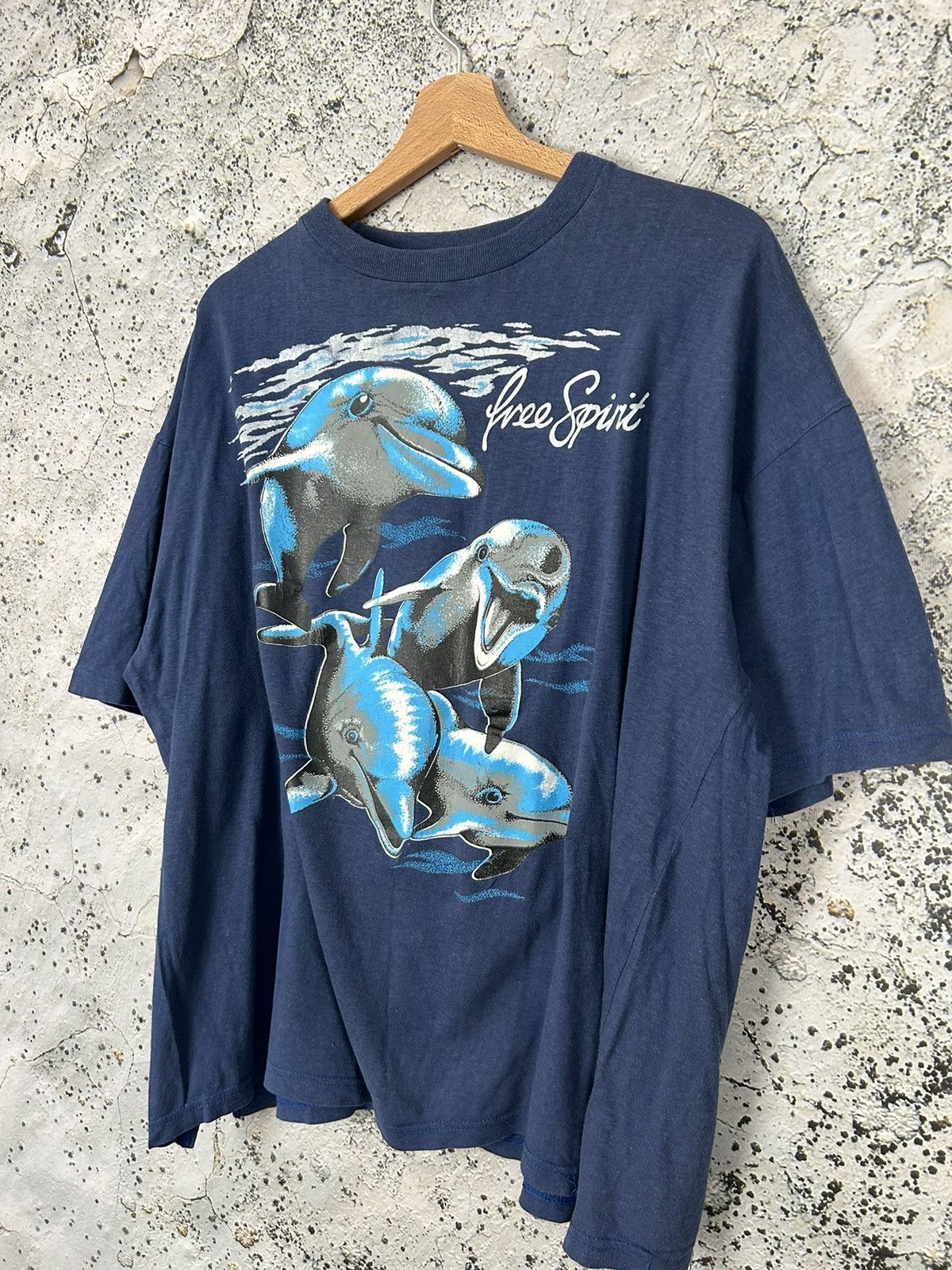Vintage Vintage Dolphins Graphic Animal Tee 90s Boxy Hype Rare Size US XXL / EU 58 / 5 - 2 Thumbnail