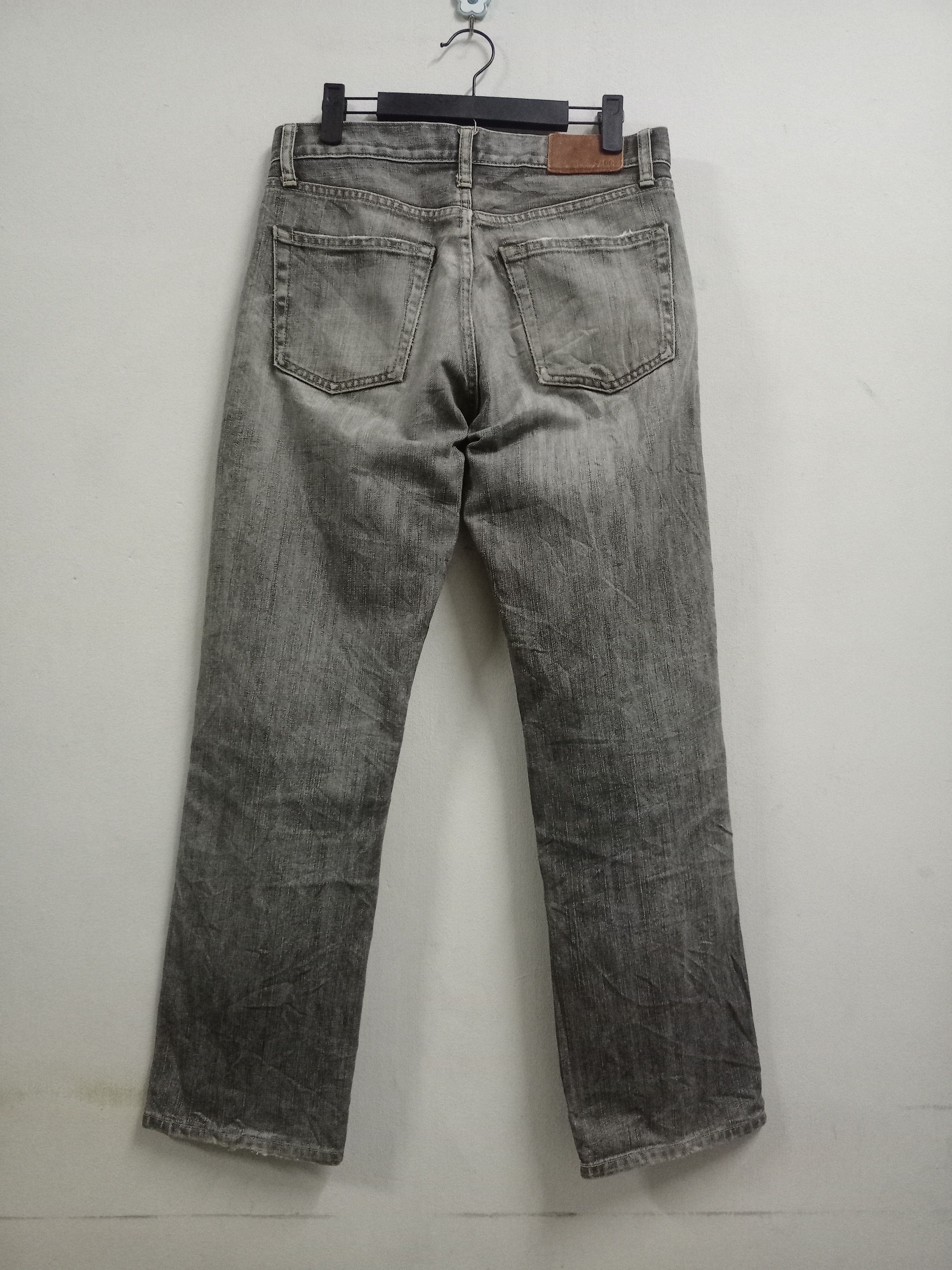 Japanese Brand × Uniqlo S002 Vintage Japanese Uniqlo Grey Loose Jeans 30x28 Size US 30 / EU 46 - 14 Thumbnail