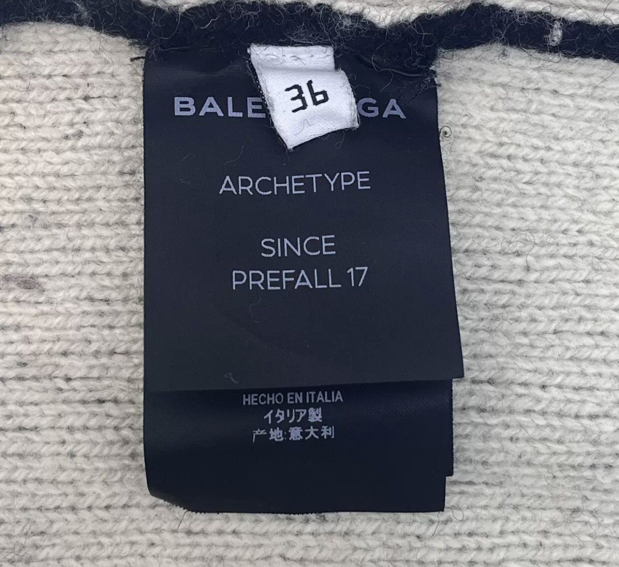 Balenciaga Balenciaga black classic logo wool camel hair sweater Size US S / EU 44-46 / 1 - 7 Thumbnail