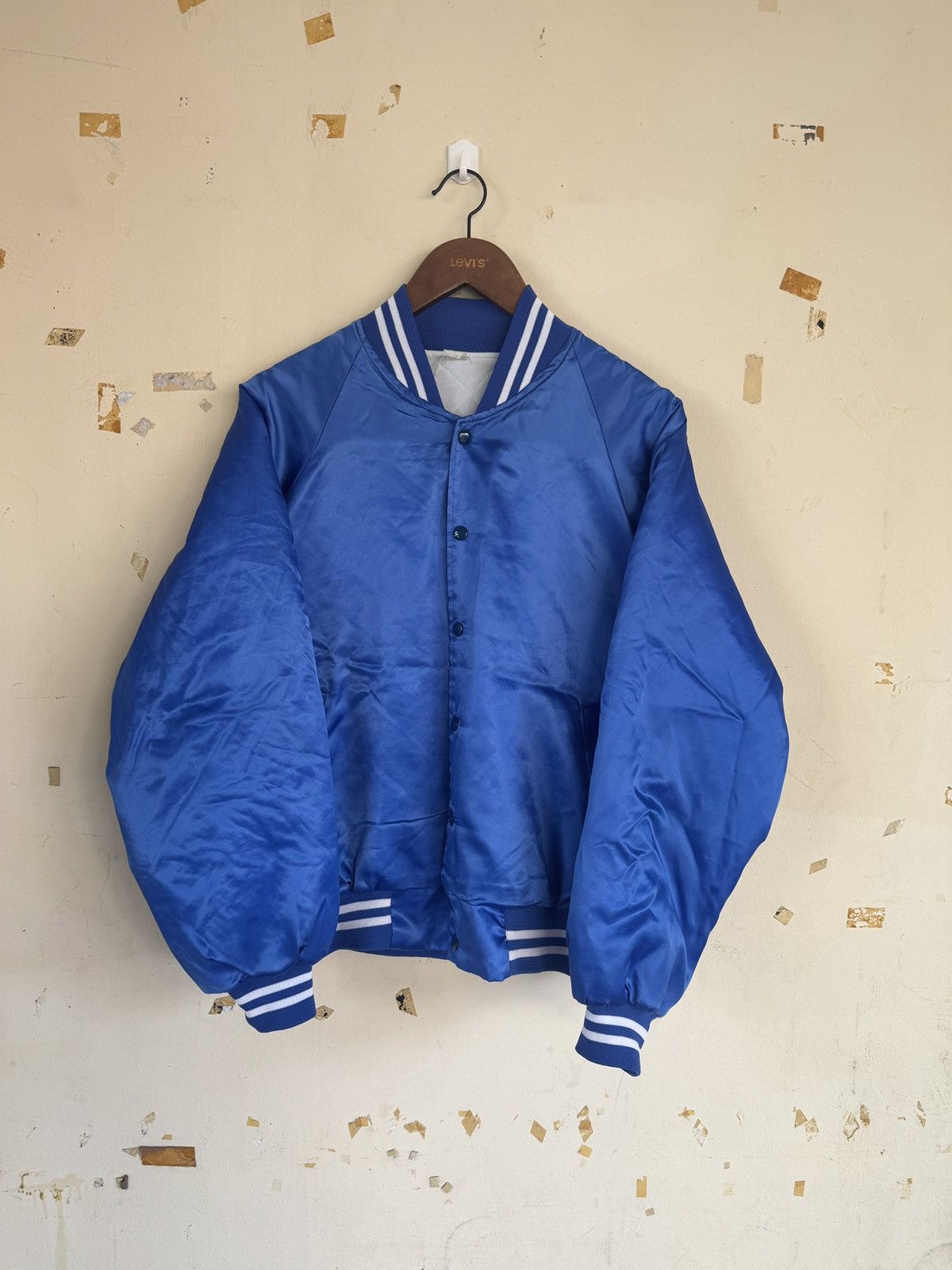 Other *RARE* 80s 90s WORLD GYM BOMBER JACKET BODYBUILDING Size US XL / EU 56 / 4 - 2 Thumbnail