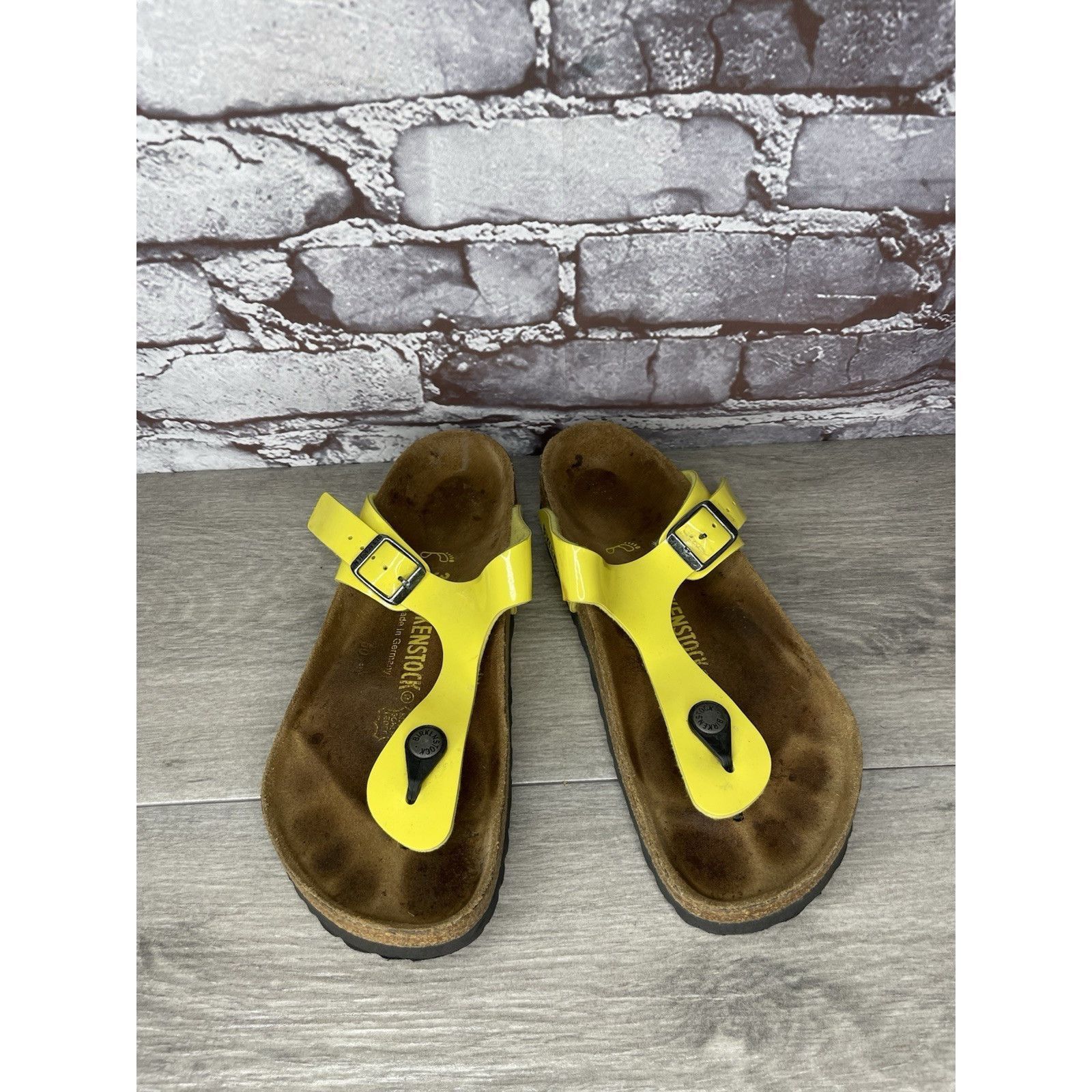 Birkenstock Birkenstock Gizeh Yellow Patent Leather Cork Slide Sandals W Size US 6.5 / IT 36.5 - 14 Thumbnail