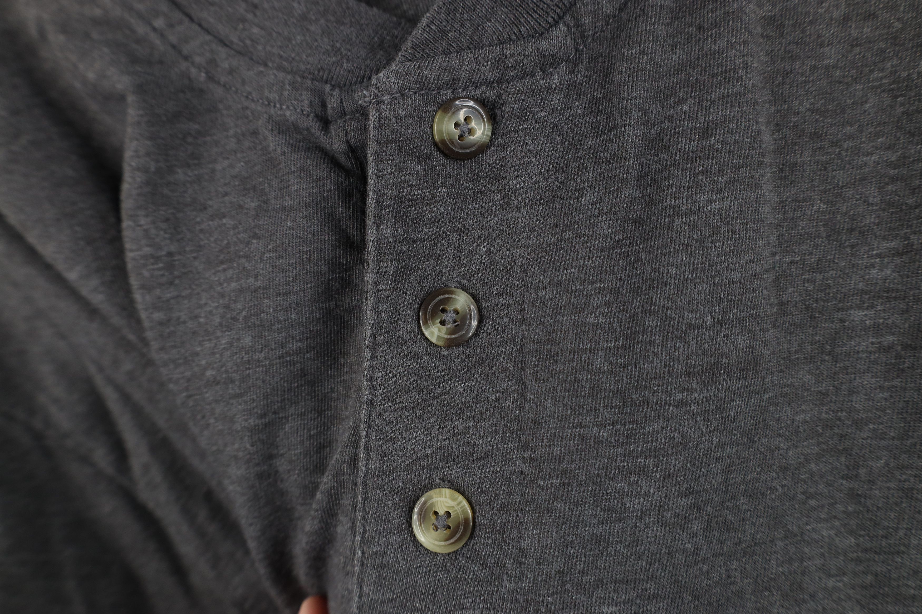 Vintage Vintage 90s Streetwear Blank Long Sleeve Henley T-Shirt Gray Size US L / EU 52-54 / 3 - 4 Thumbnail