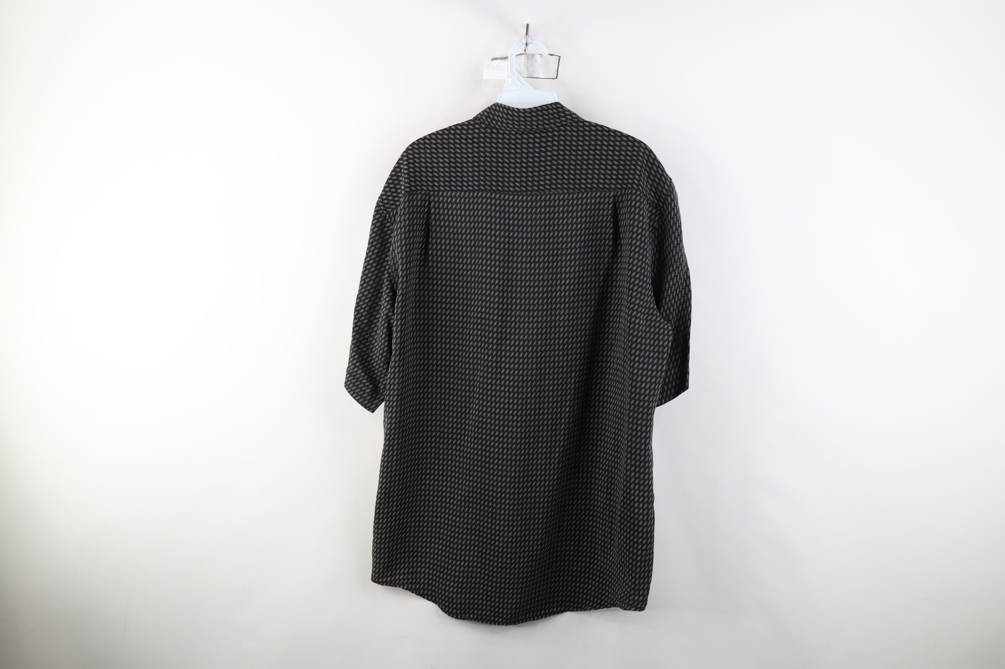 Vintage Vintage 90s Streetwear Short Sleeve Collared Button Shirt Size US M / EU 48-50 / 2 - 8 Thumbnail