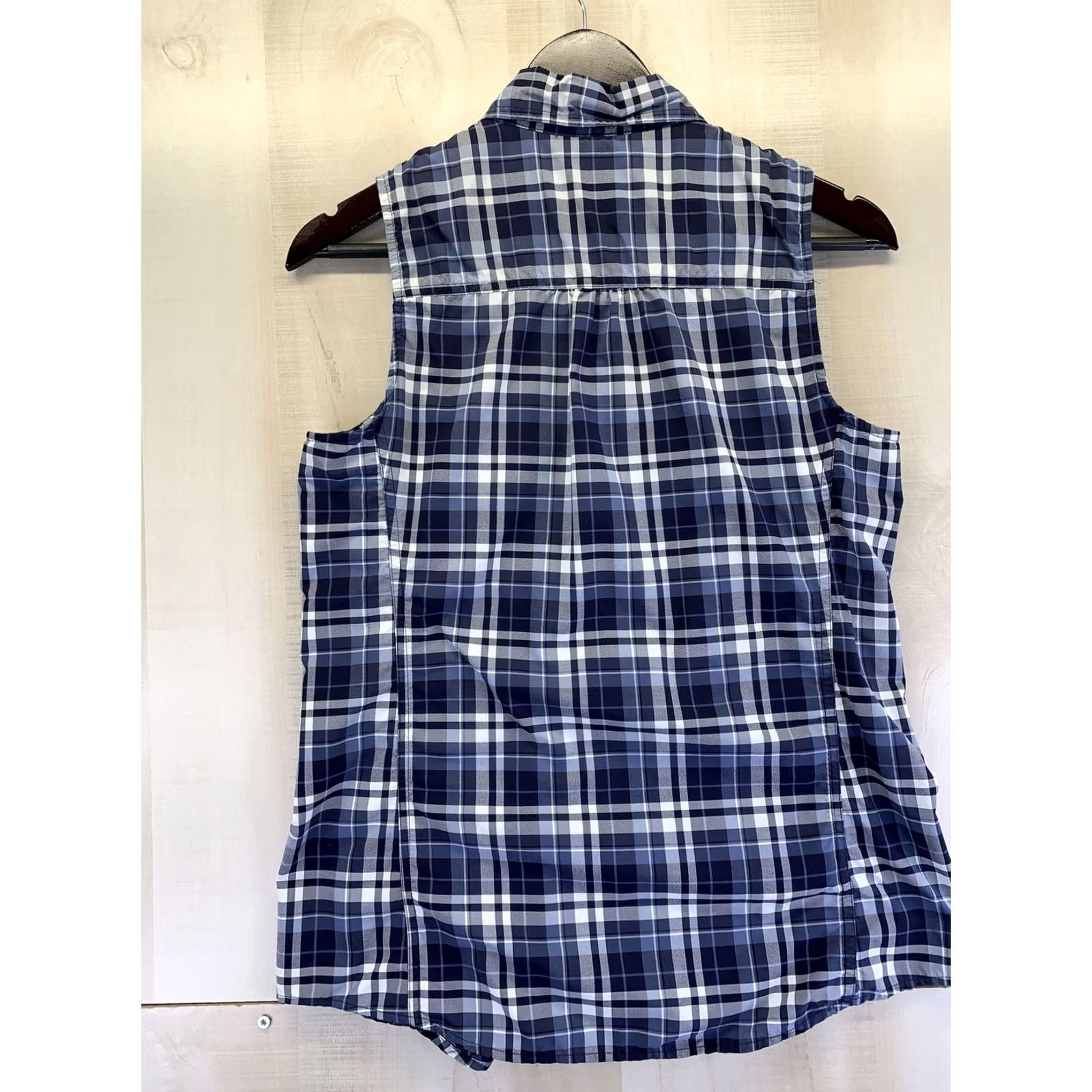 Eddie Bauer Eddie Bauer Womens Blue Plaid Nylon Button Front Tank Top Sz S-6515 Shirt Womens S Blue Plaid Nylon Button Front Tank Top Size S / US 4 / IT 40 - 5 Thumbnail