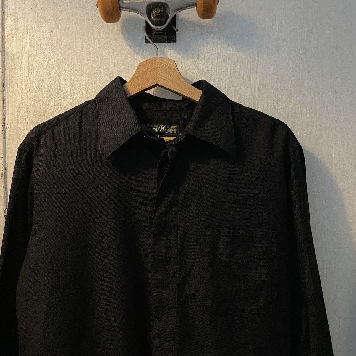 Jean Paul Gaultier Jean Paul Gaultier Objet Button Ups Plain Size US M / EU 48-50 / 2 - 4 Thumbnail