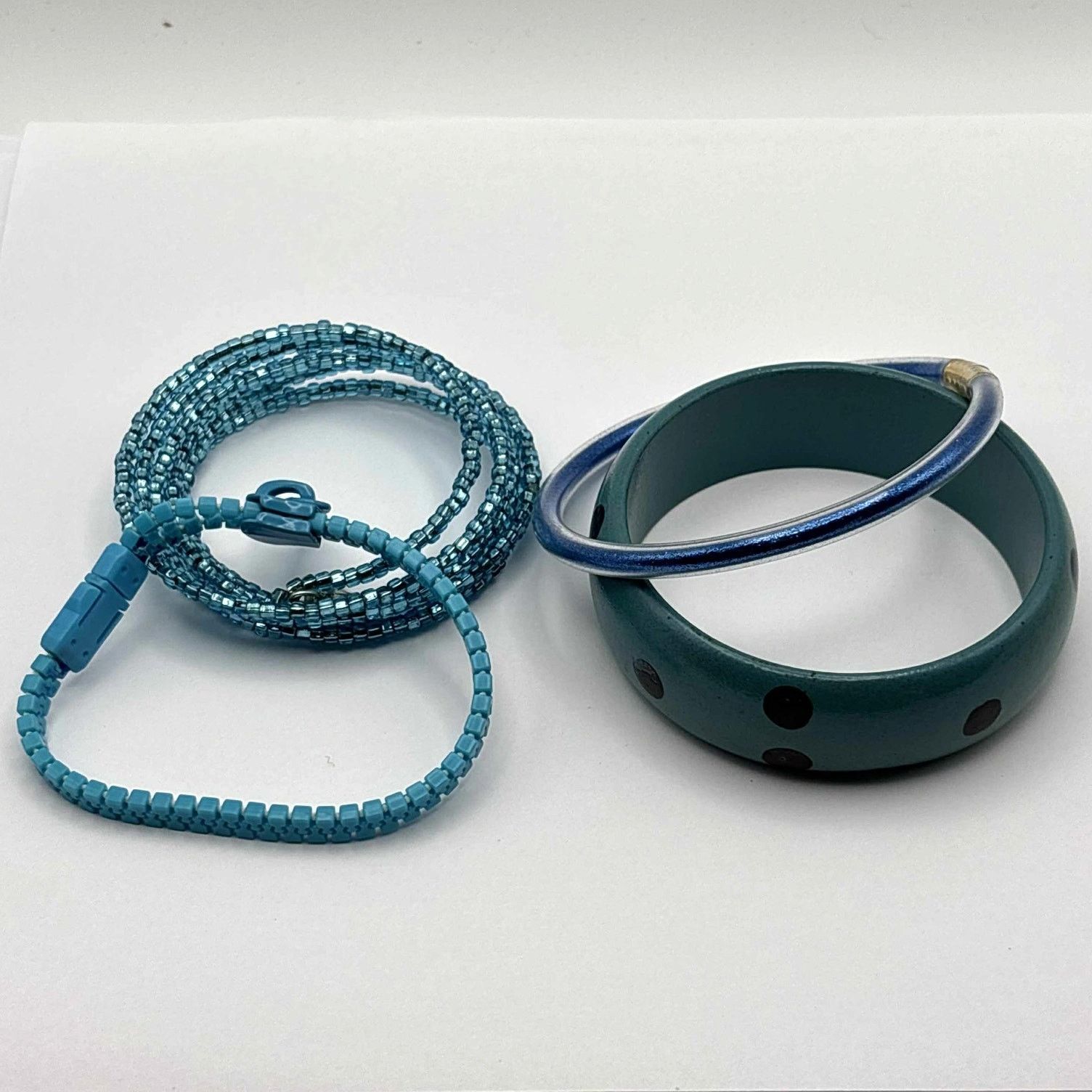 Other Blue Zipper Poke a dot Bracelet Bundle Size ONE SIZE - 3 Thumbnail