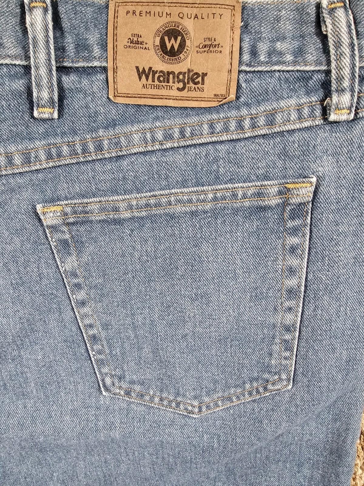 Wrangler Wrangler Sz 46 Relaxed Fit Denim Jeans Shorts Size US 44 / EU 60 - 6 Thumbnail