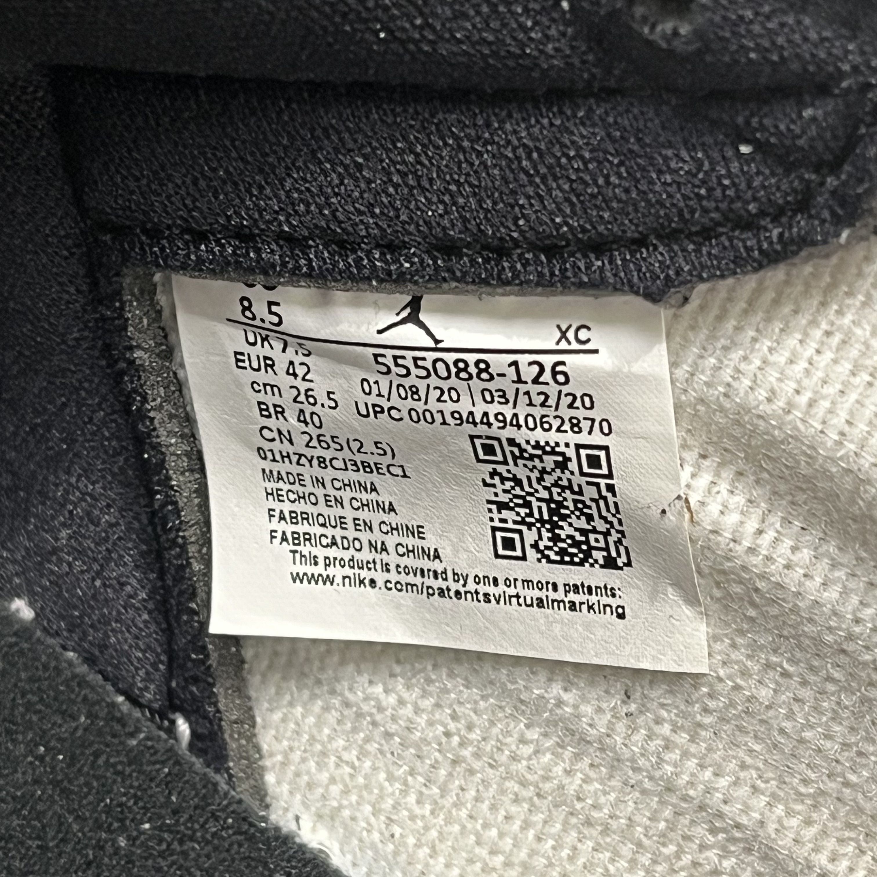 Nike Air Jordan 1 Retro High Light Smoke Grey Size US 8.5 / EU 41-42 - 6 Thumbnail