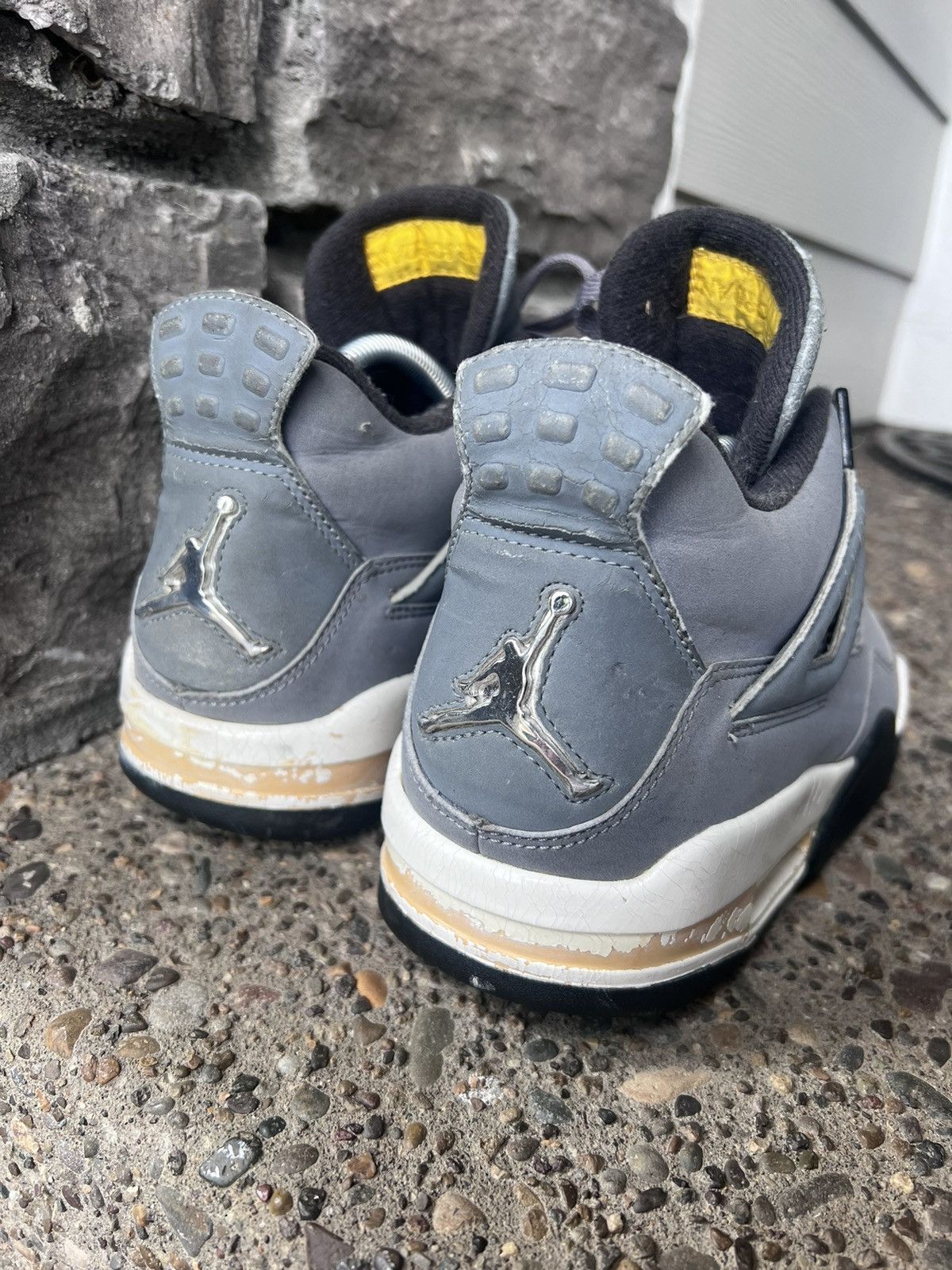 Jordan Brand × Nike 2004 Nike Air Jordan Retro 4 SAMPLE Cool Grey Size US 9 / EU 42 - 7 Thumbnail