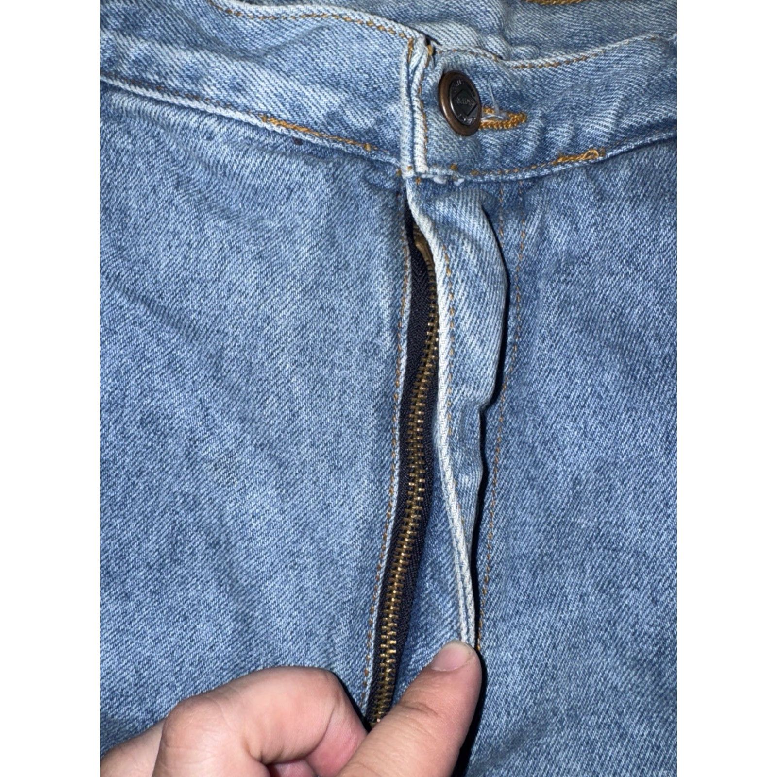 Bench VINTAGE Bench Line Denim Jorts Blue Men’s 34x10 High Rise Relaxed Fit Denim Blue USA Mens Size US 34 / EU 50 - 2 Thumbnail