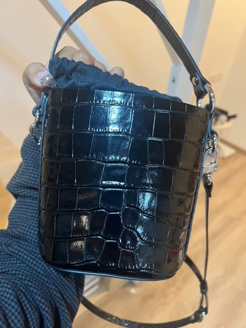 Vivienne Westwood Vivienne Westwood size os bucket bag Size ONE SIZE - 5 Thumbnail